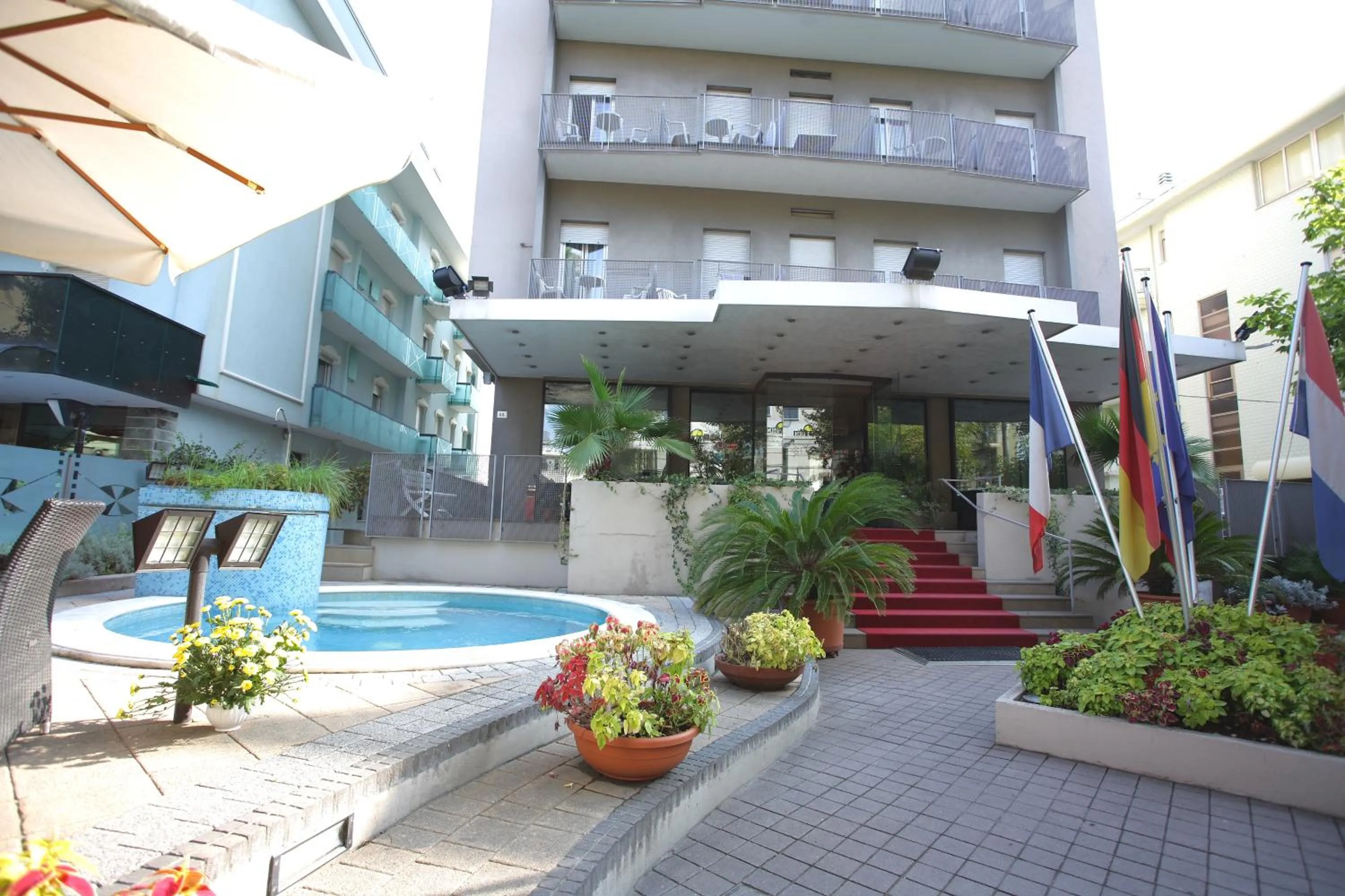 Restaurant/places to eat in Hotel Derby