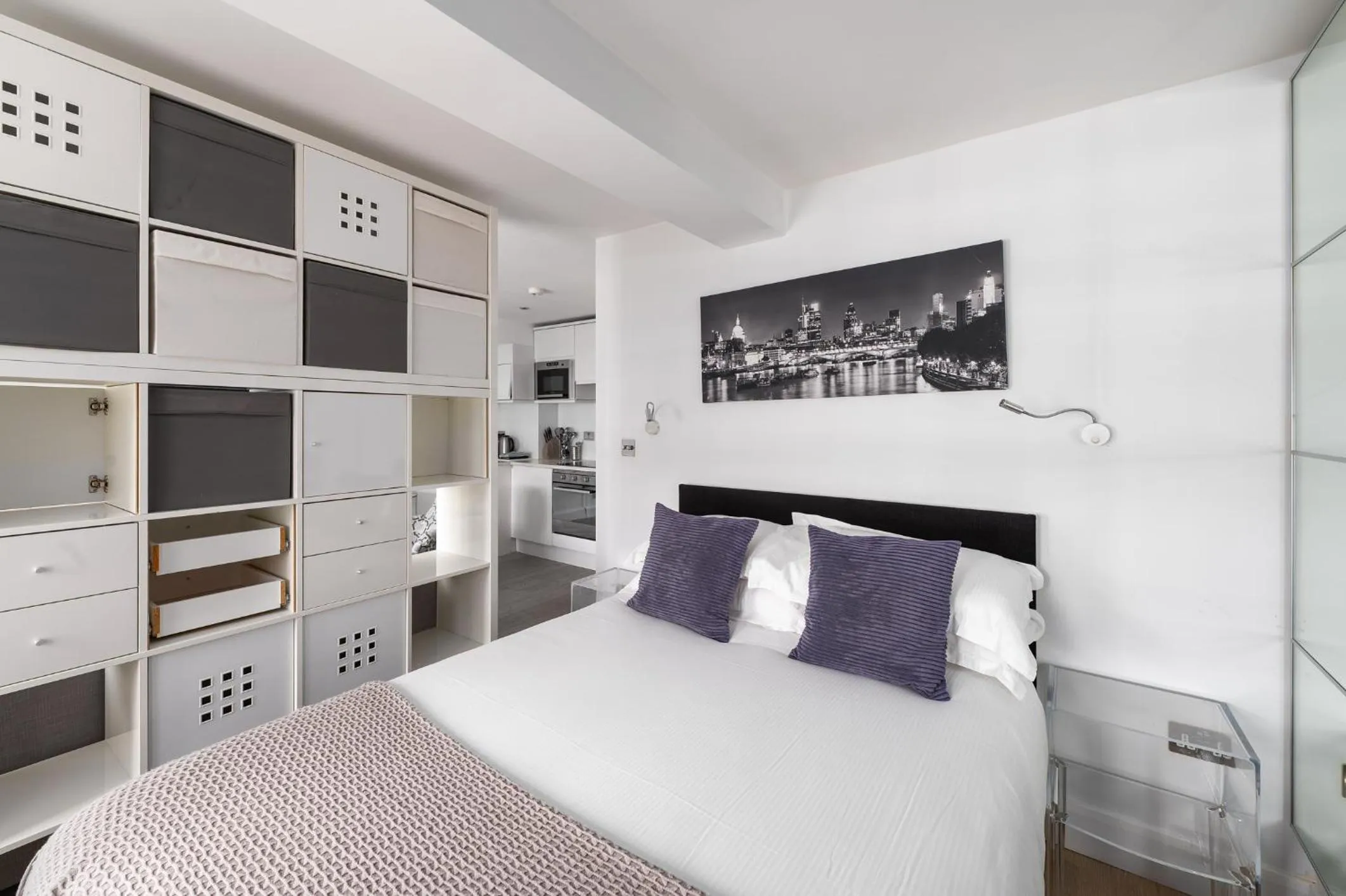 Bed in Nell Gwynn House