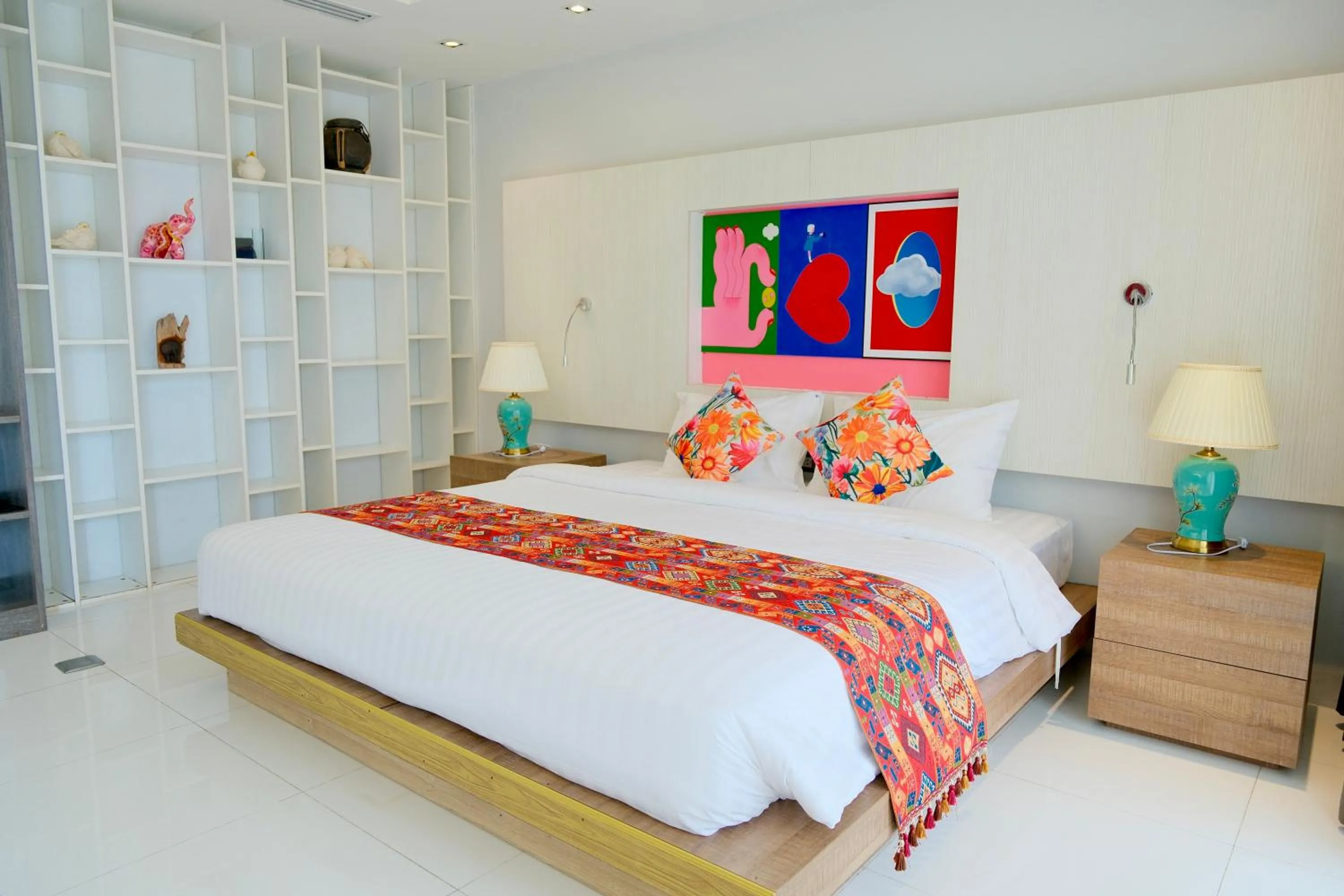 Bed in Phuket Moonlit Bay Seaview Resort & Spa