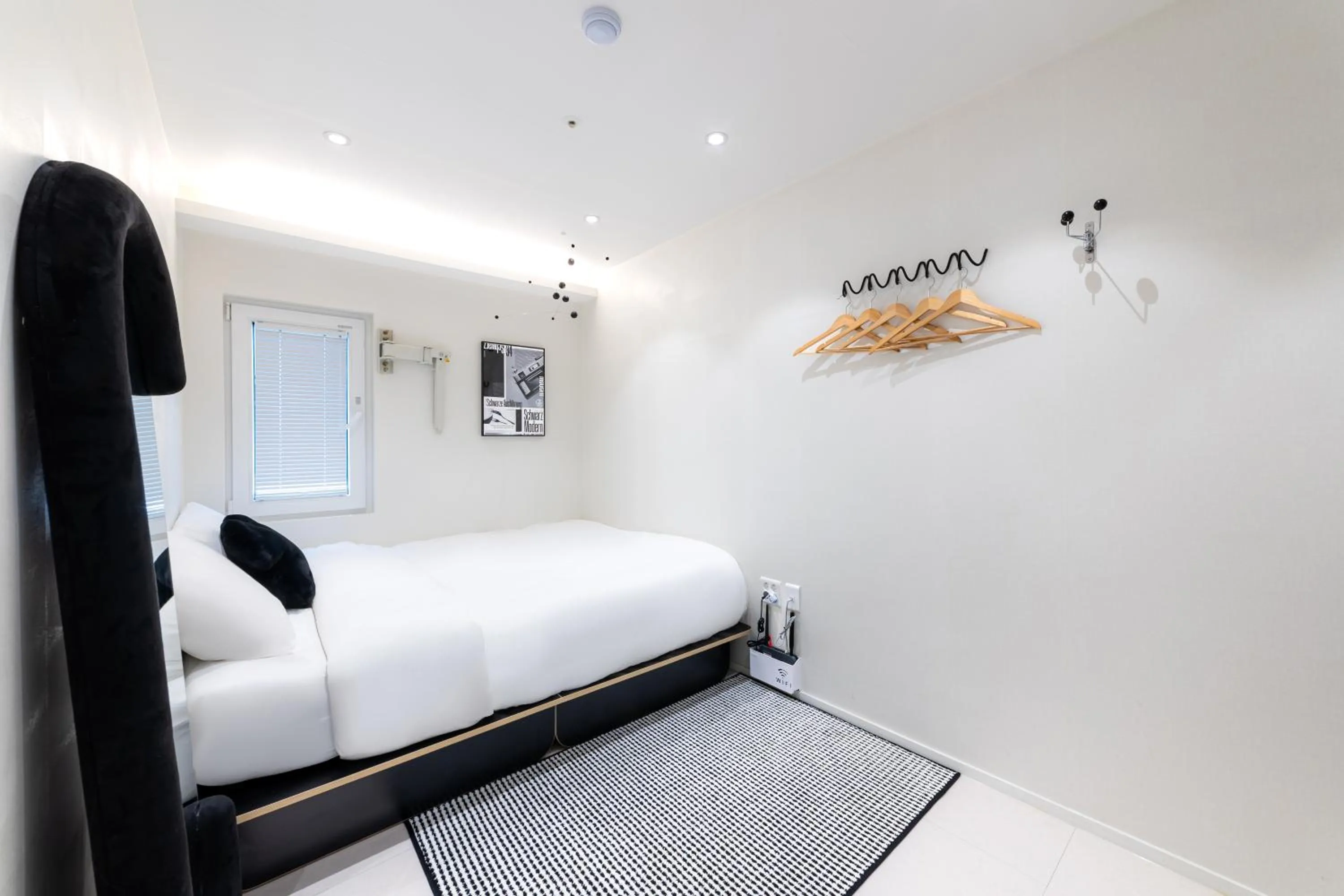 Bed in Slowon Hongdae