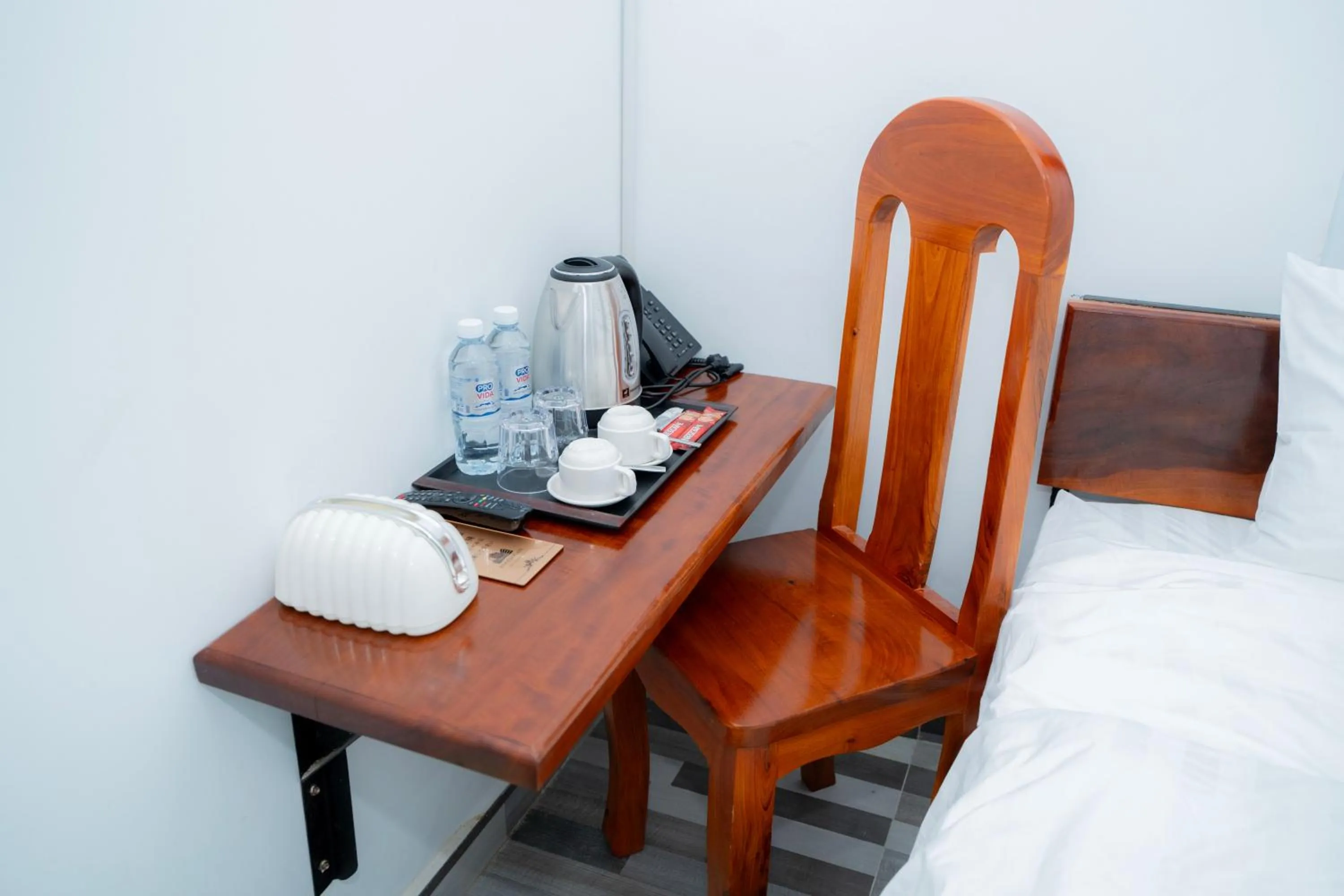 Photo of the whole room, Bed in Bona Hotel