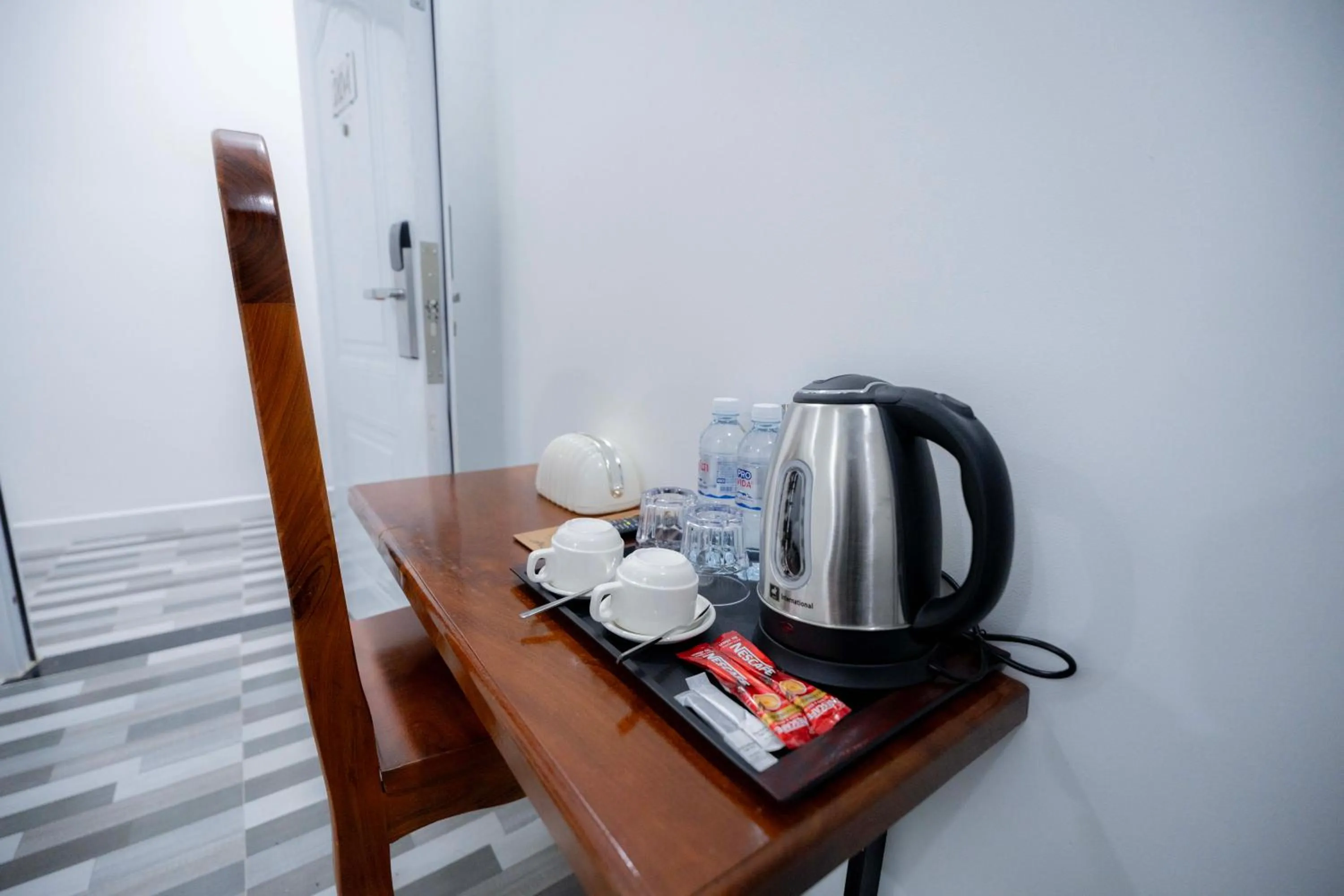 Coffee/tea facilities in Bona Hotel