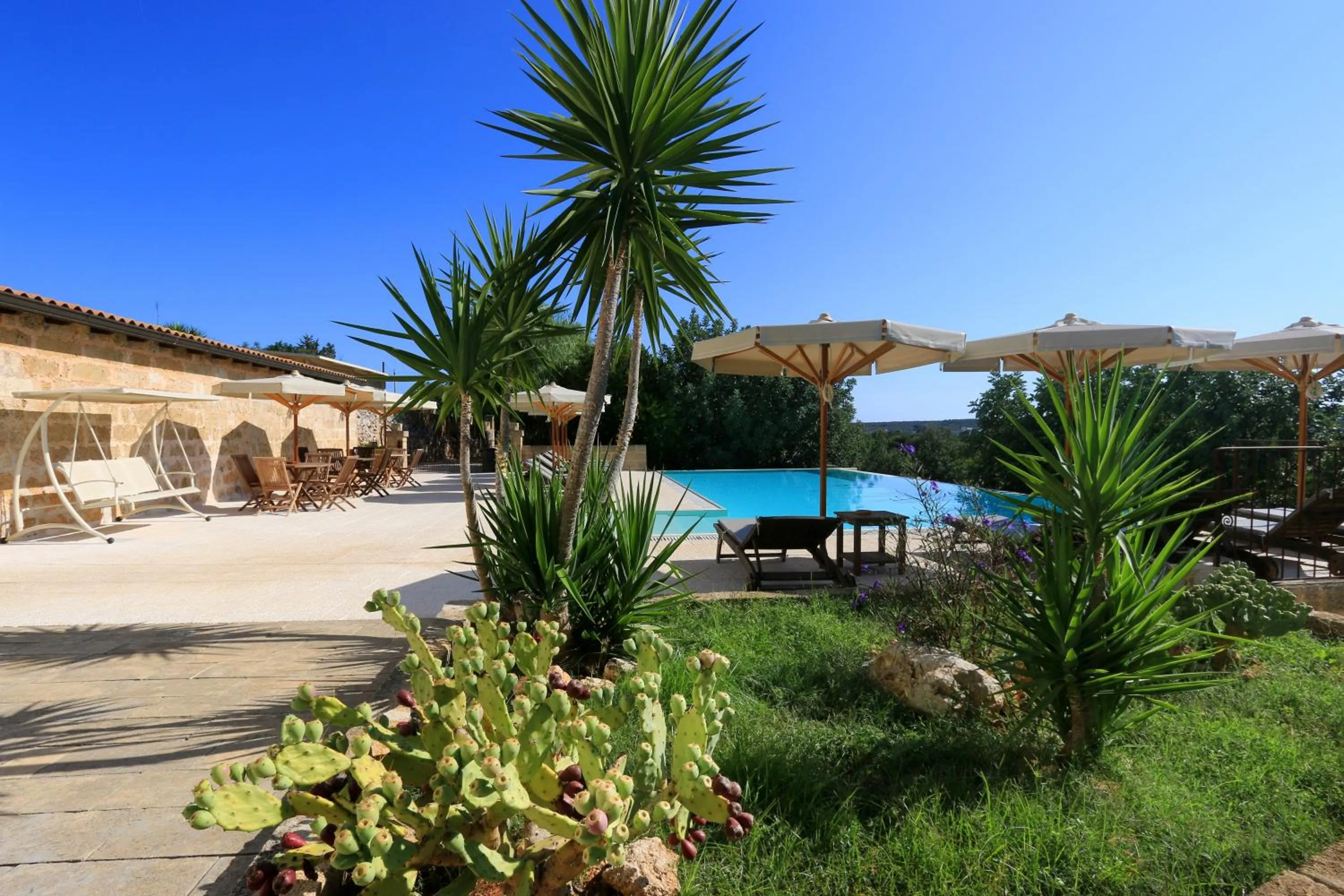 Pool view in Antica Masseria Pescu
