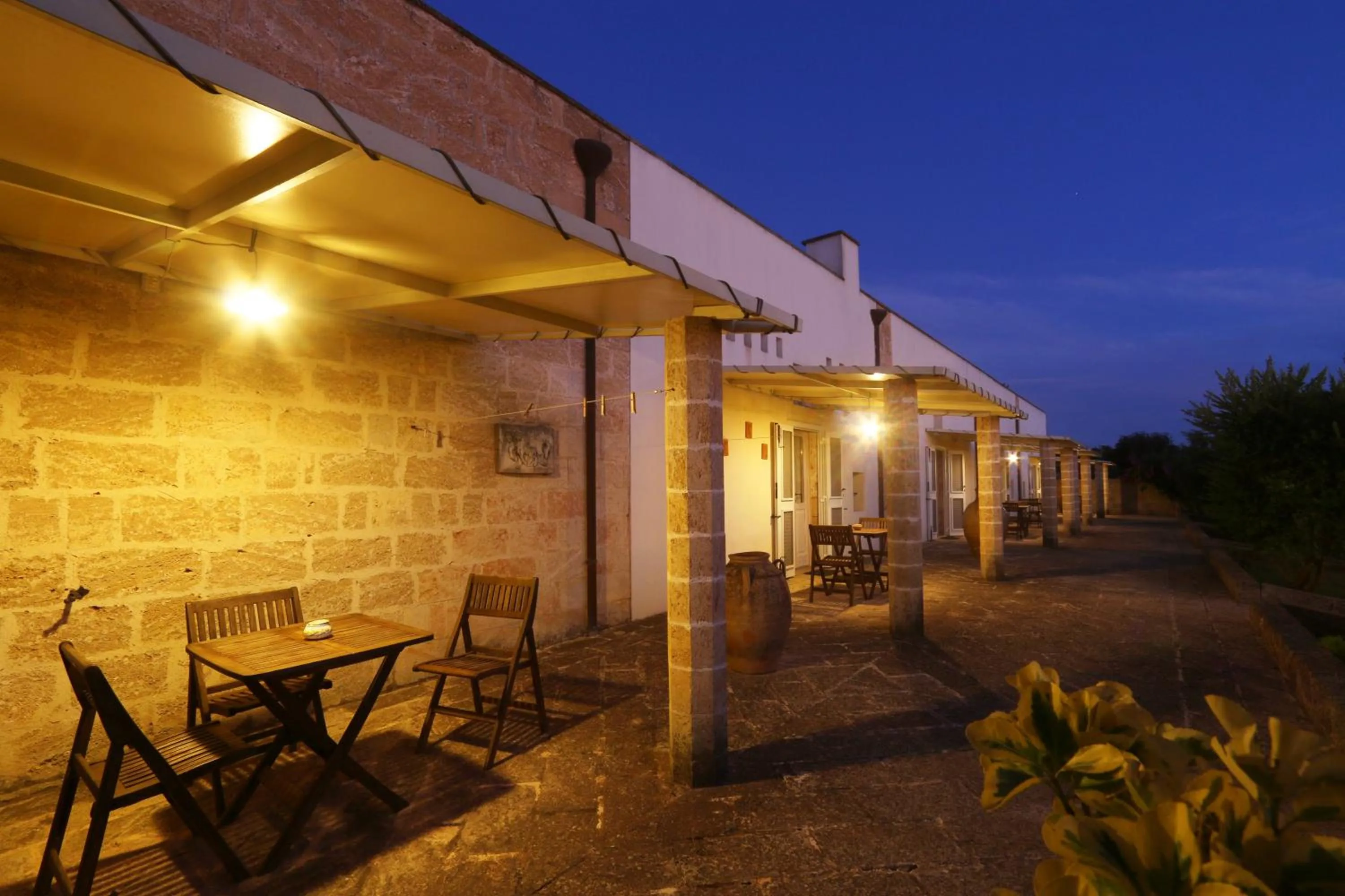 Patio in Antica Masseria Pescu