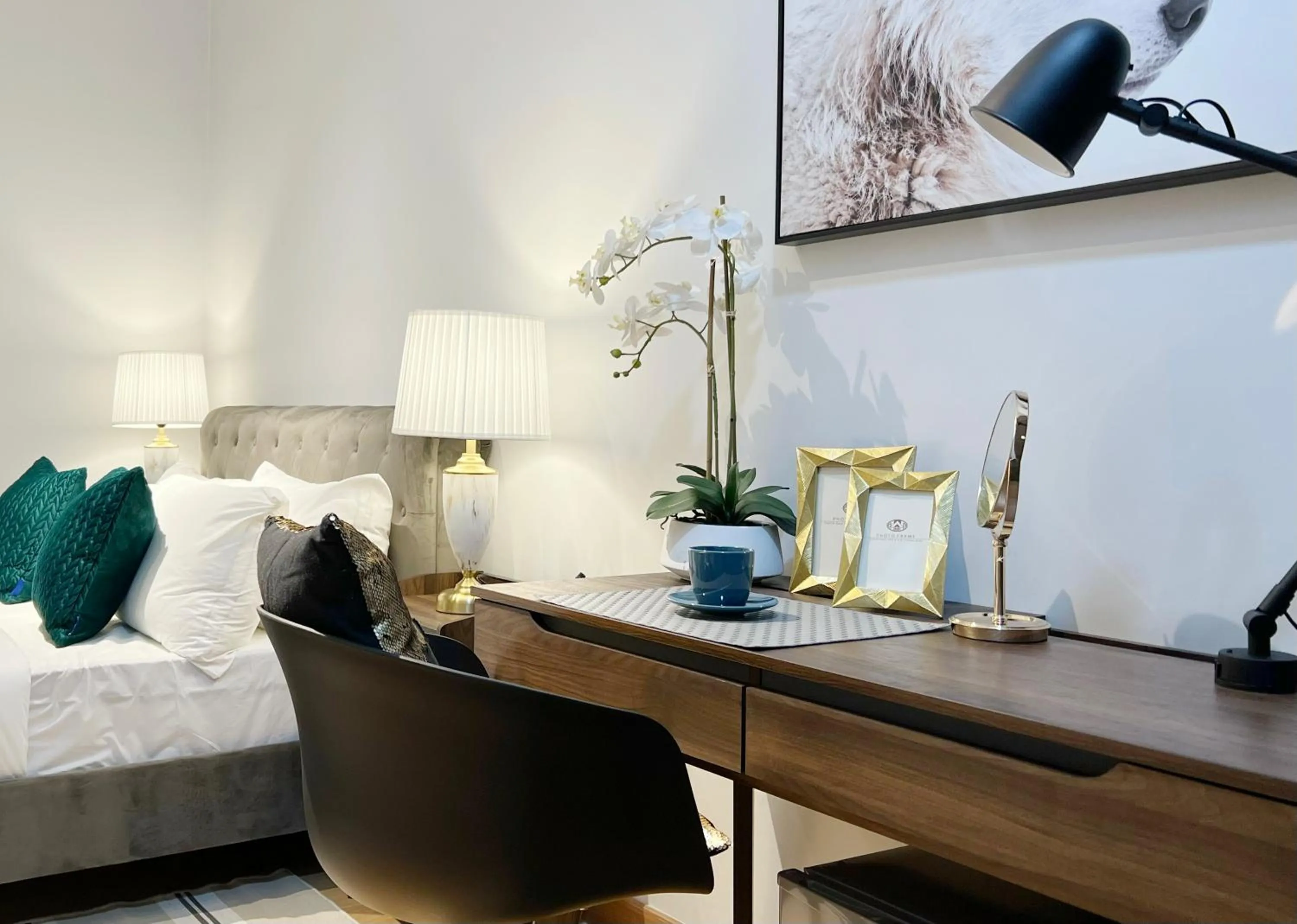 The Luxe by Infinitum Suites