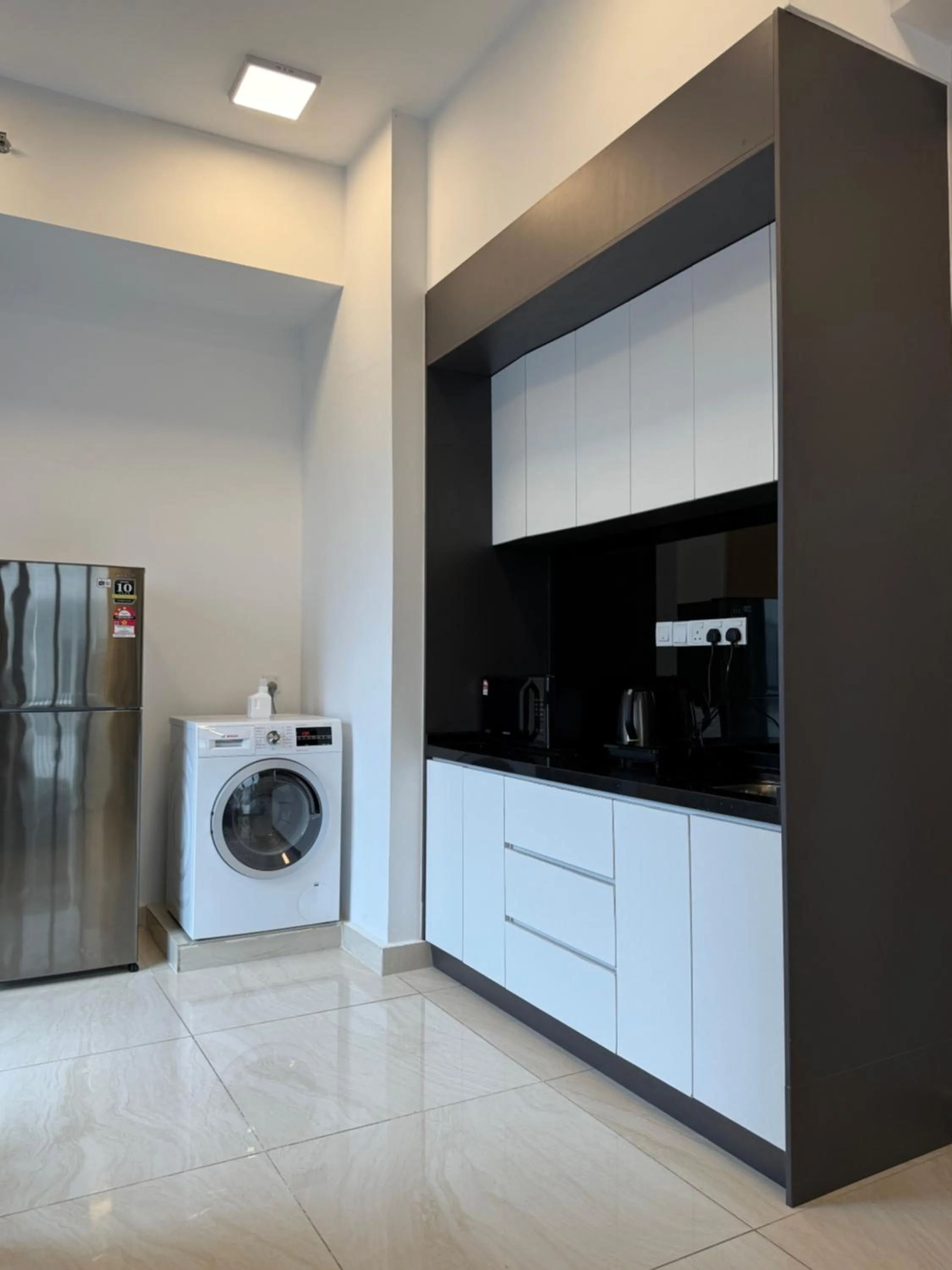 The Luxe by Infinitum Suites