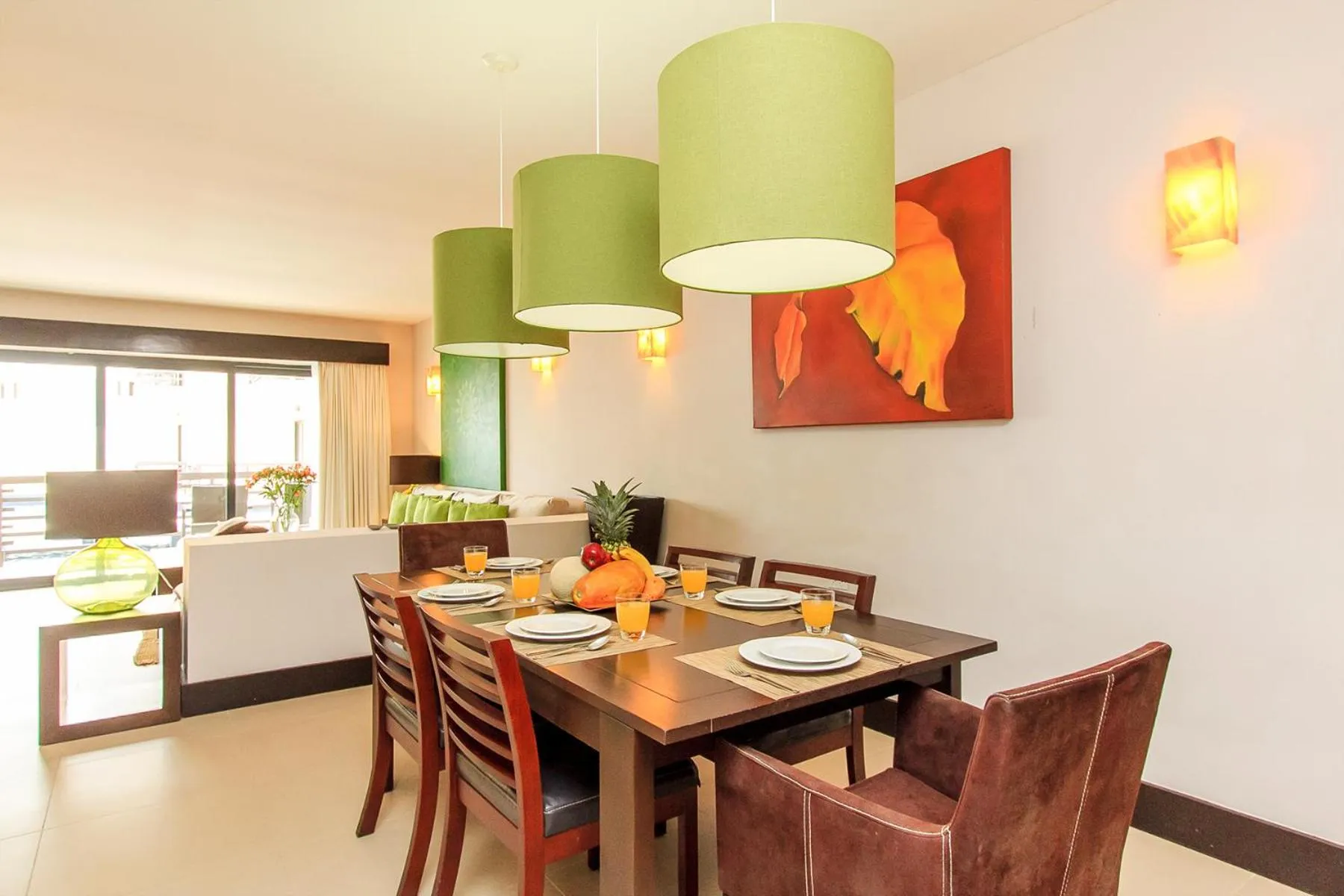 Dining area in Aldea Thai by Stella Rentals