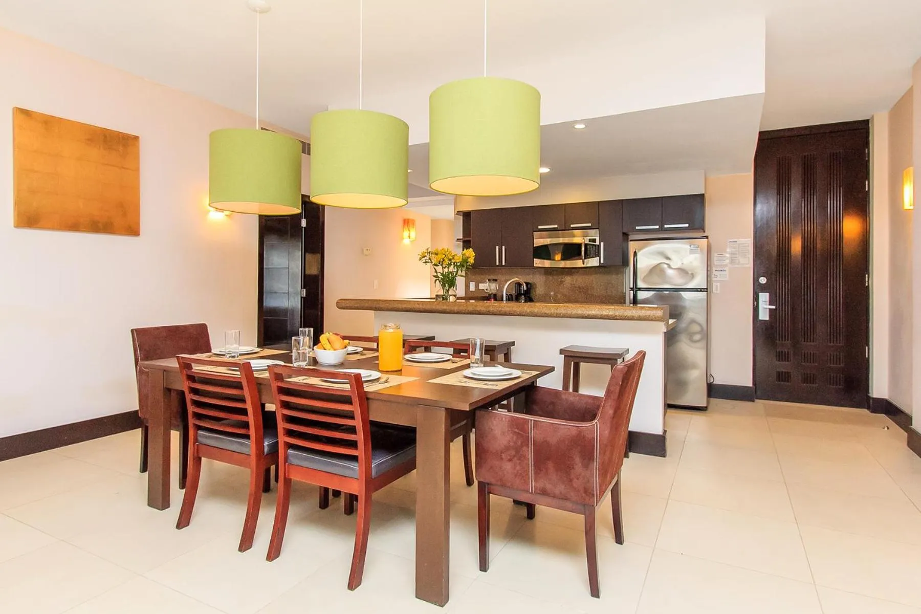 Kitchen or kitchenette in Aldea Thai by Stella Rentals