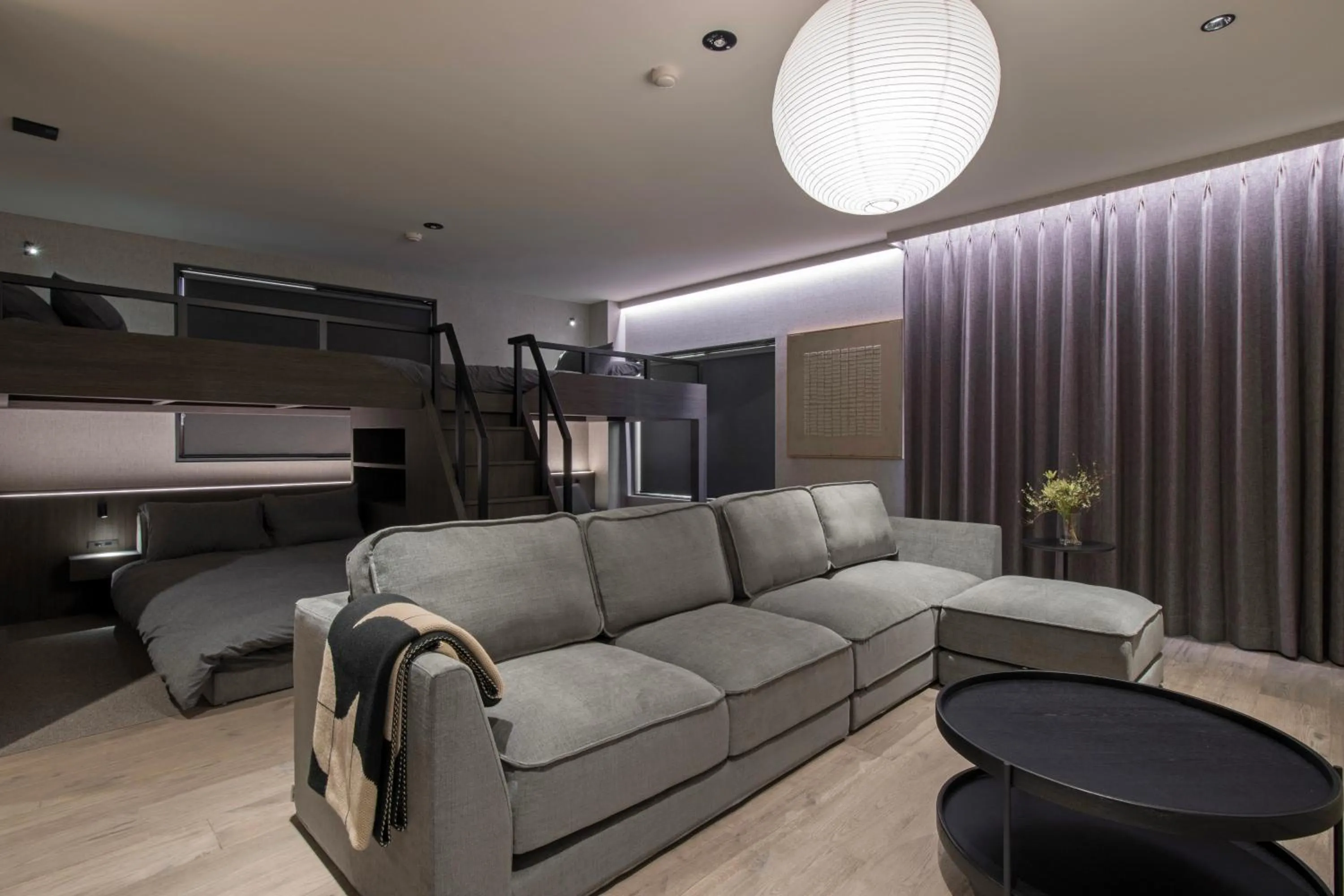 Living room in Hotel Guild 5