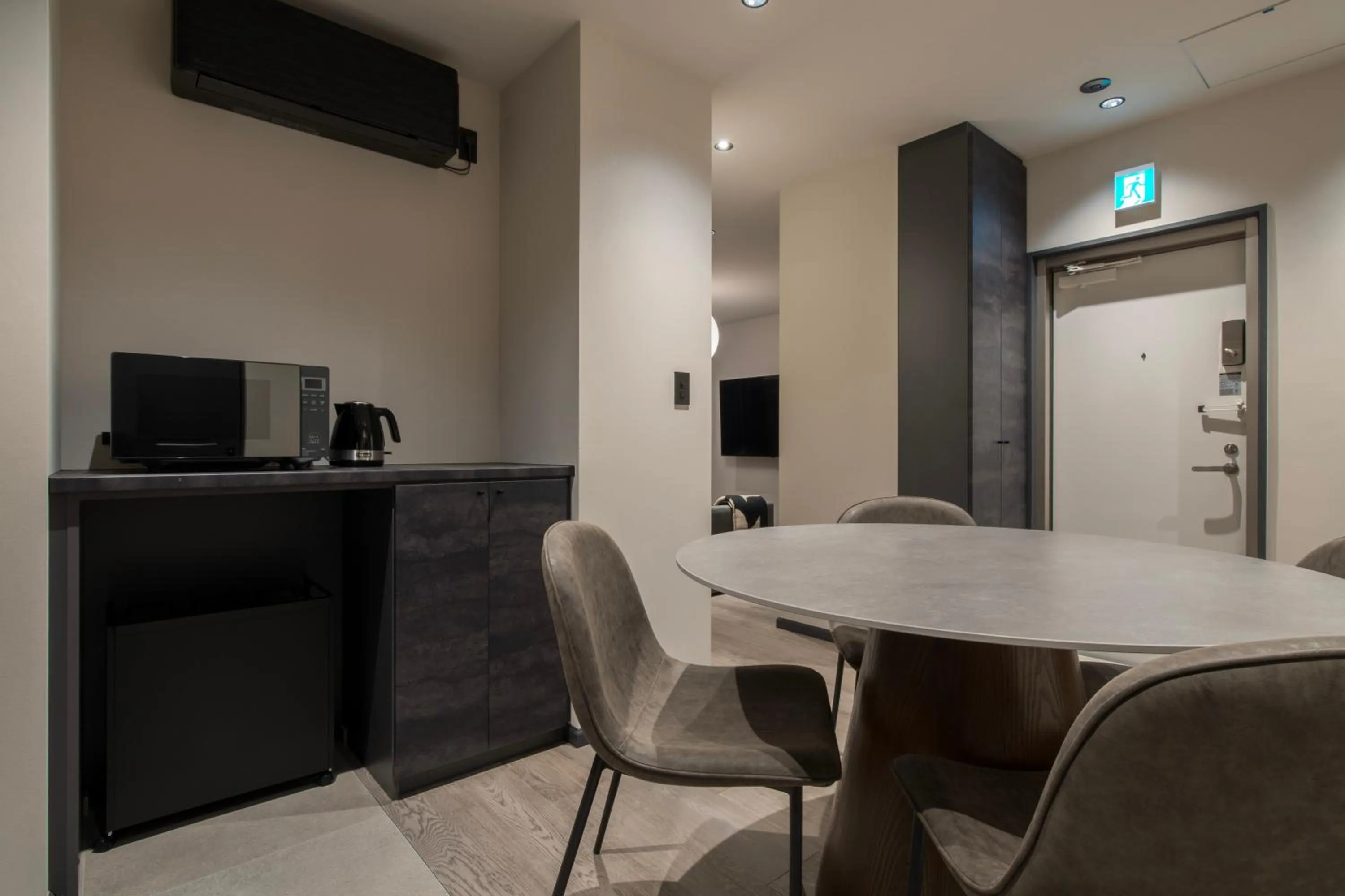 Dining area in Hotel Guild 5