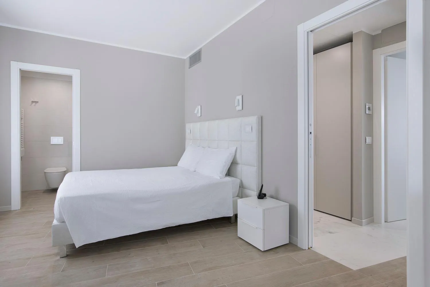 Bedroom, Bed in Residence Dolcemare