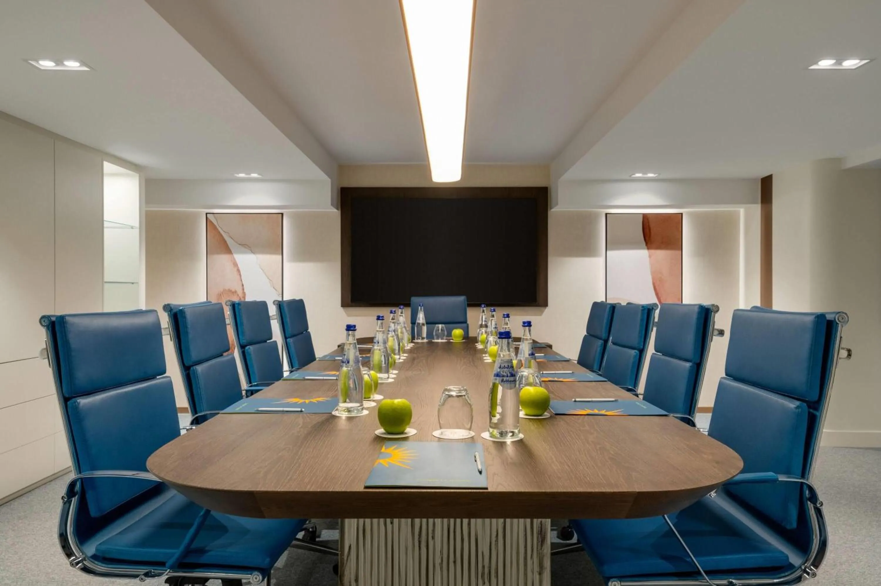 Meeting/conference room in La Quinta by Wyndham Batumi