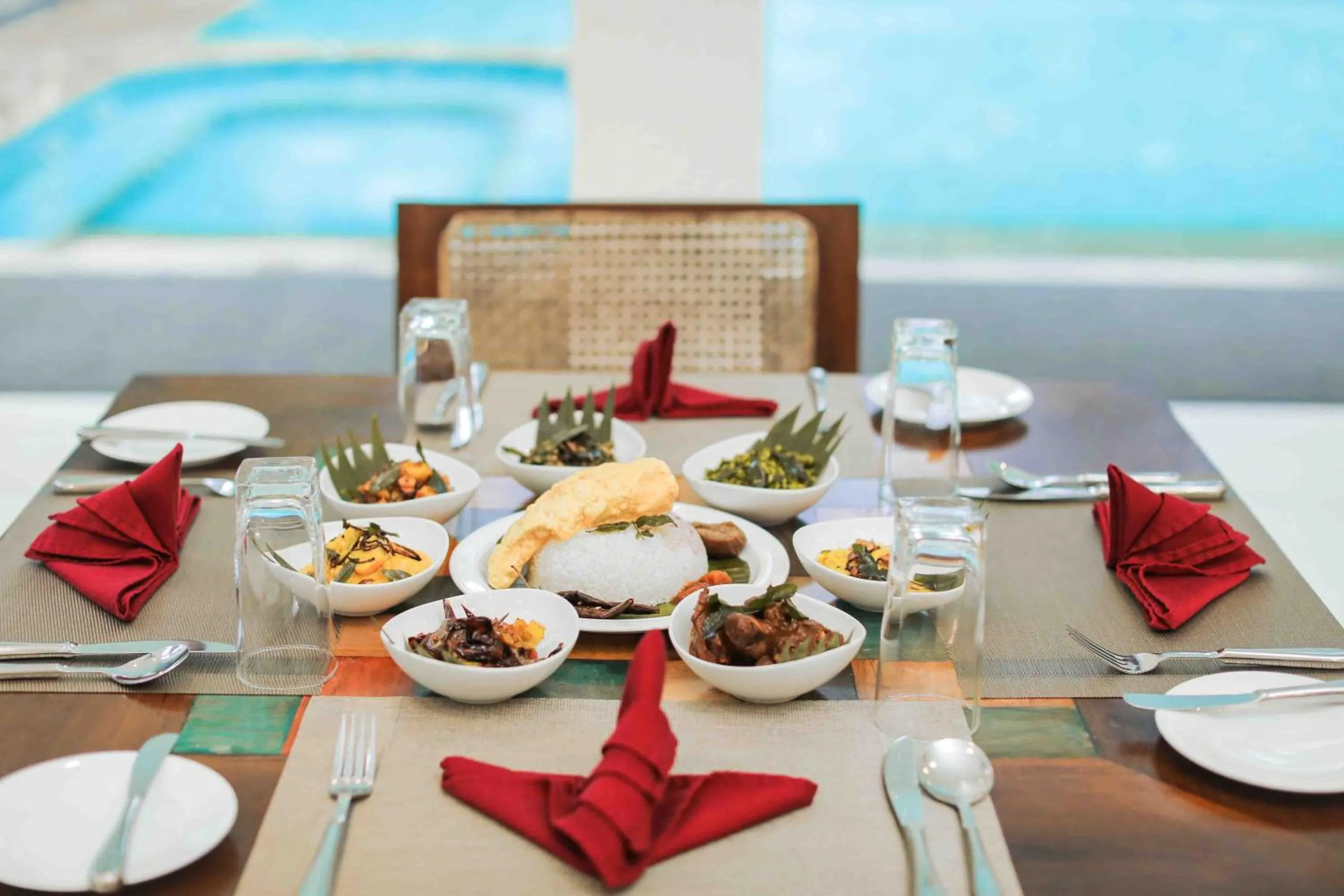 Lunch in Palmstone Retreat