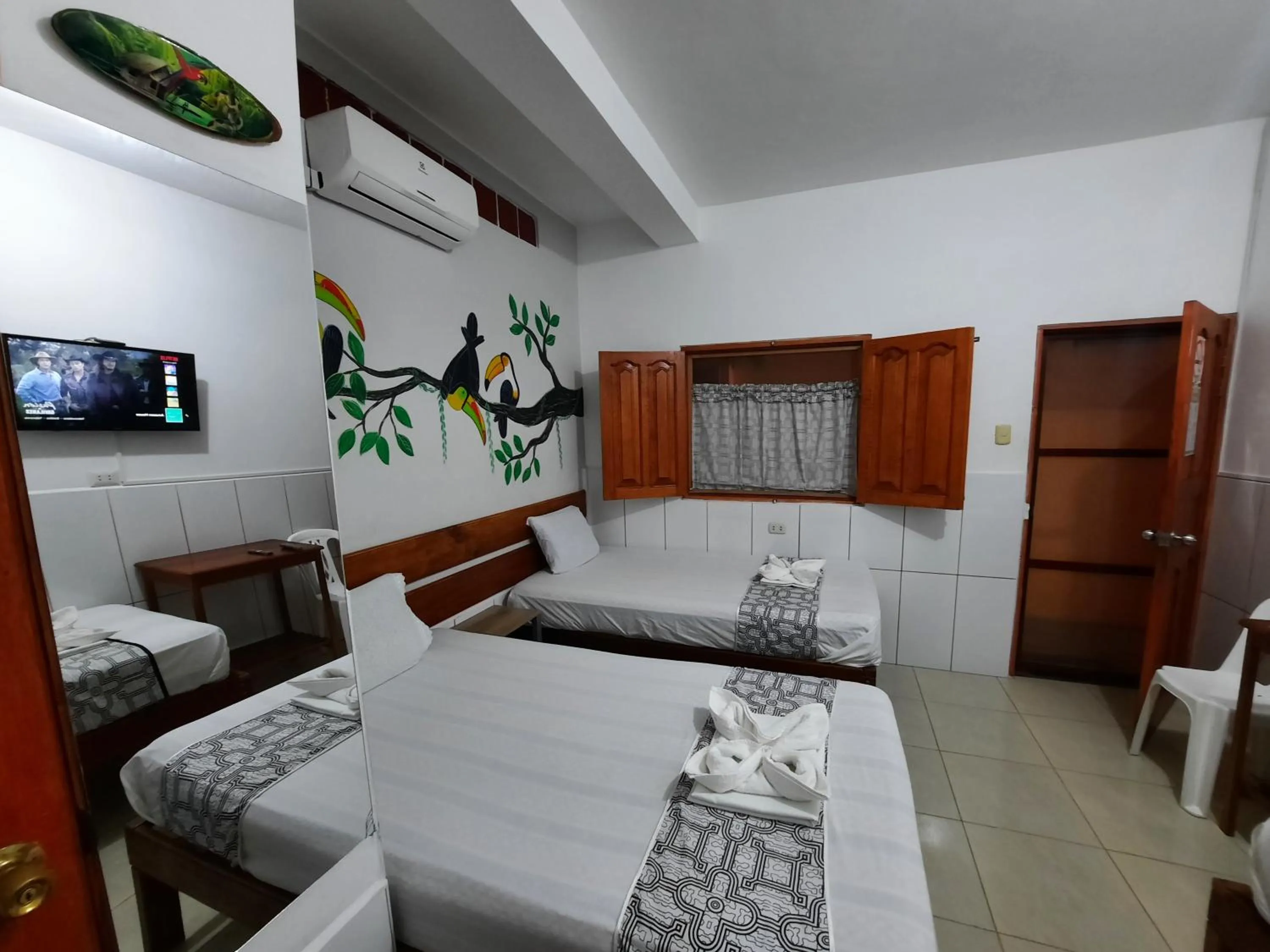 Photo of the whole room, Bed in Amazon House Hostel