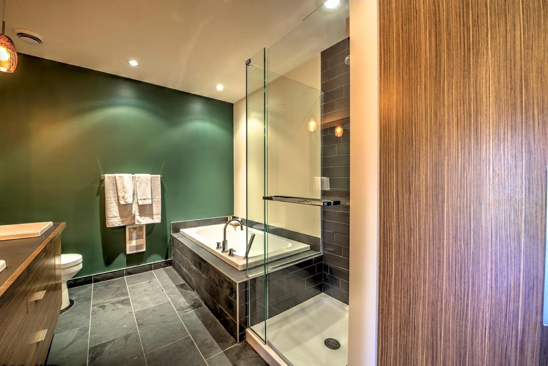 Two-Bedroom Apartment in Le Grand R