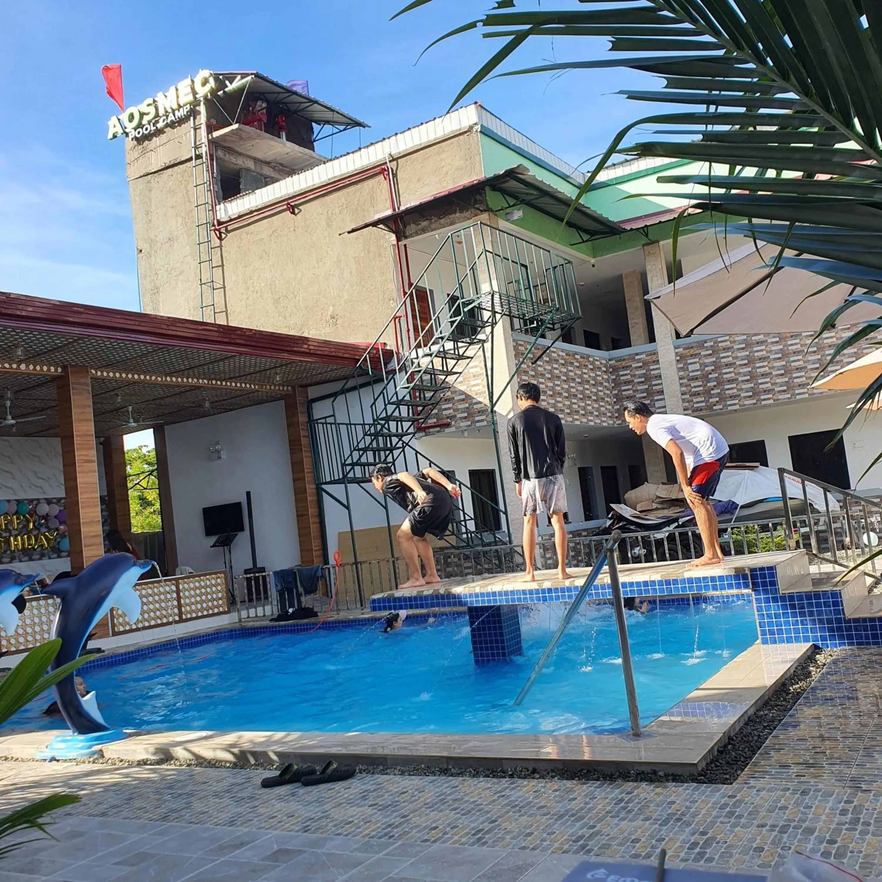 Swimming pool in AOSMECPoolCamp Hotel