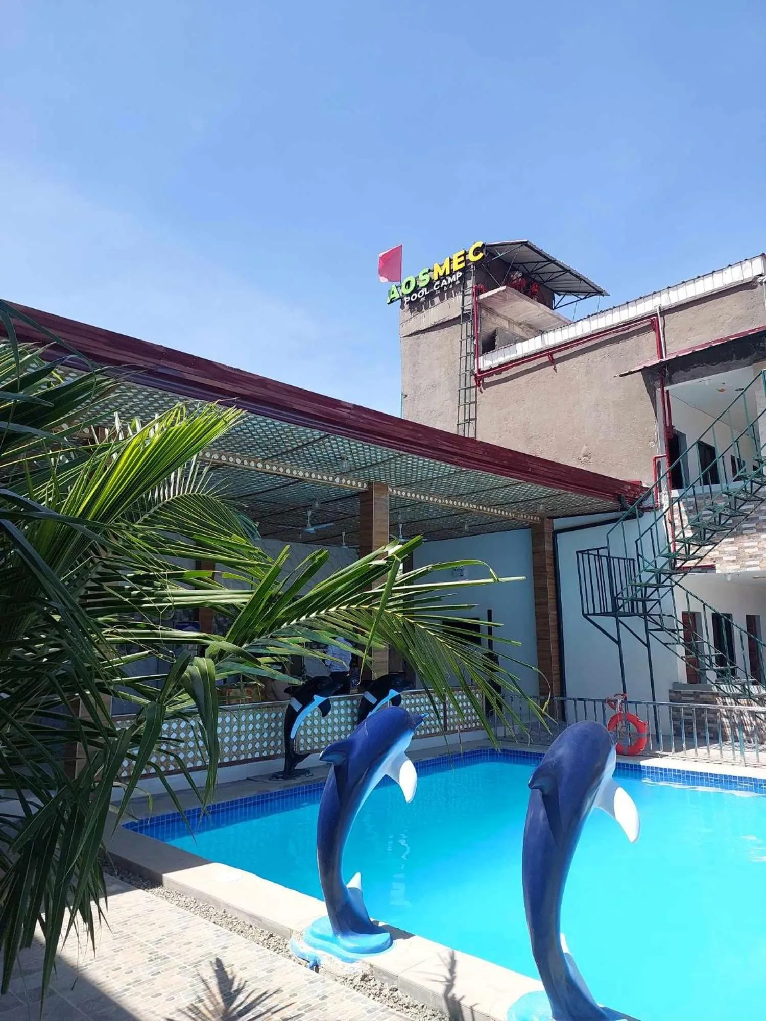 Swimming pool in AOSMECPoolCamp Hotel