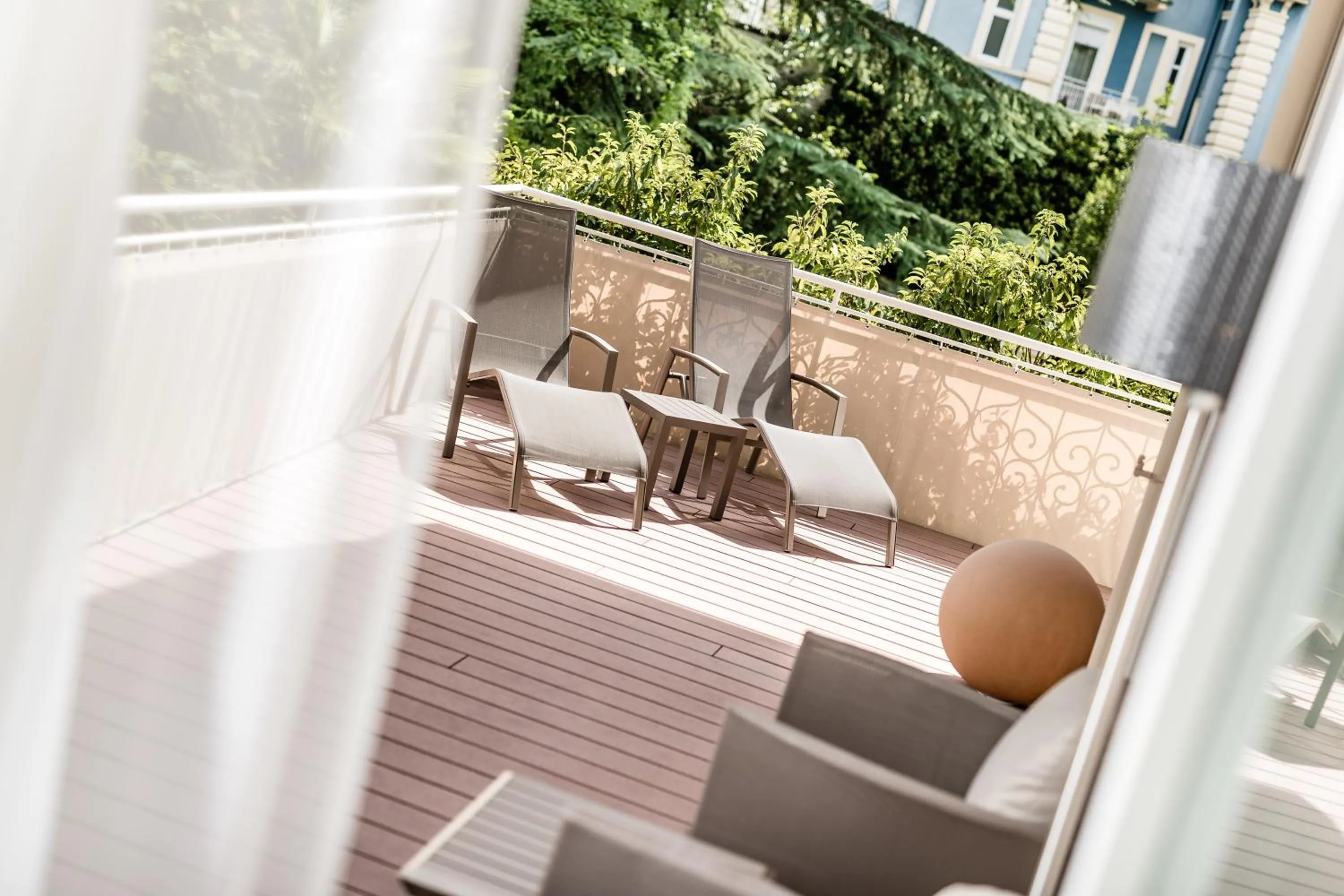 Day in Villa Bavaria