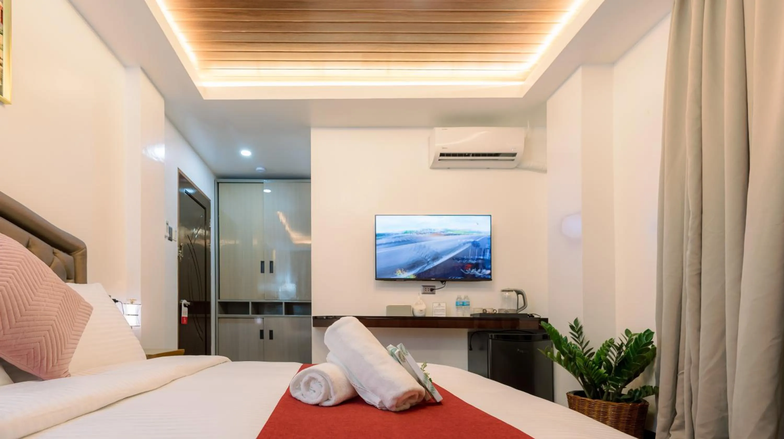 Bedroom, Bed in Loboc Riverside Inn & Restaurant