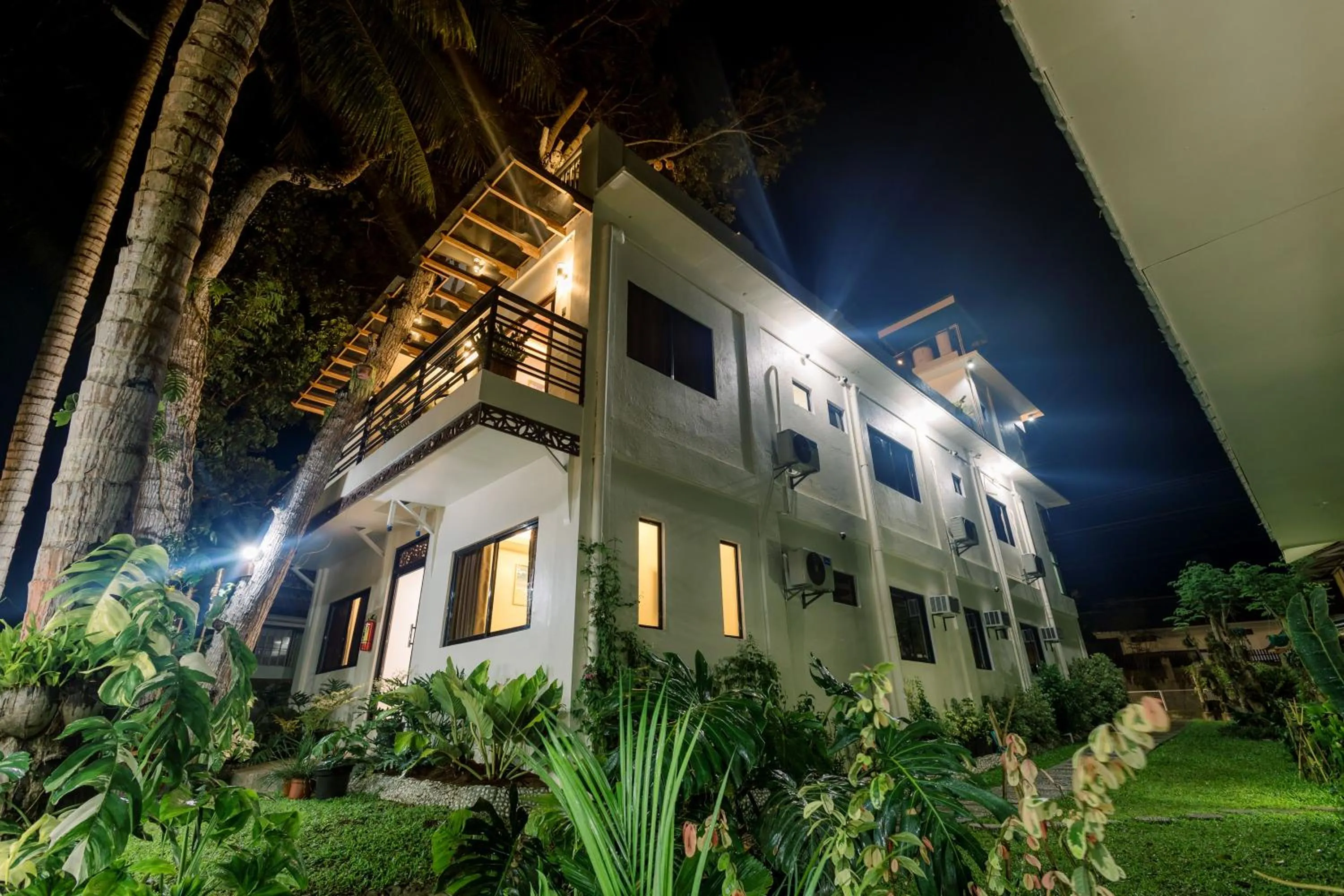 Property building in Loboc Riverside Inn & Restaurant