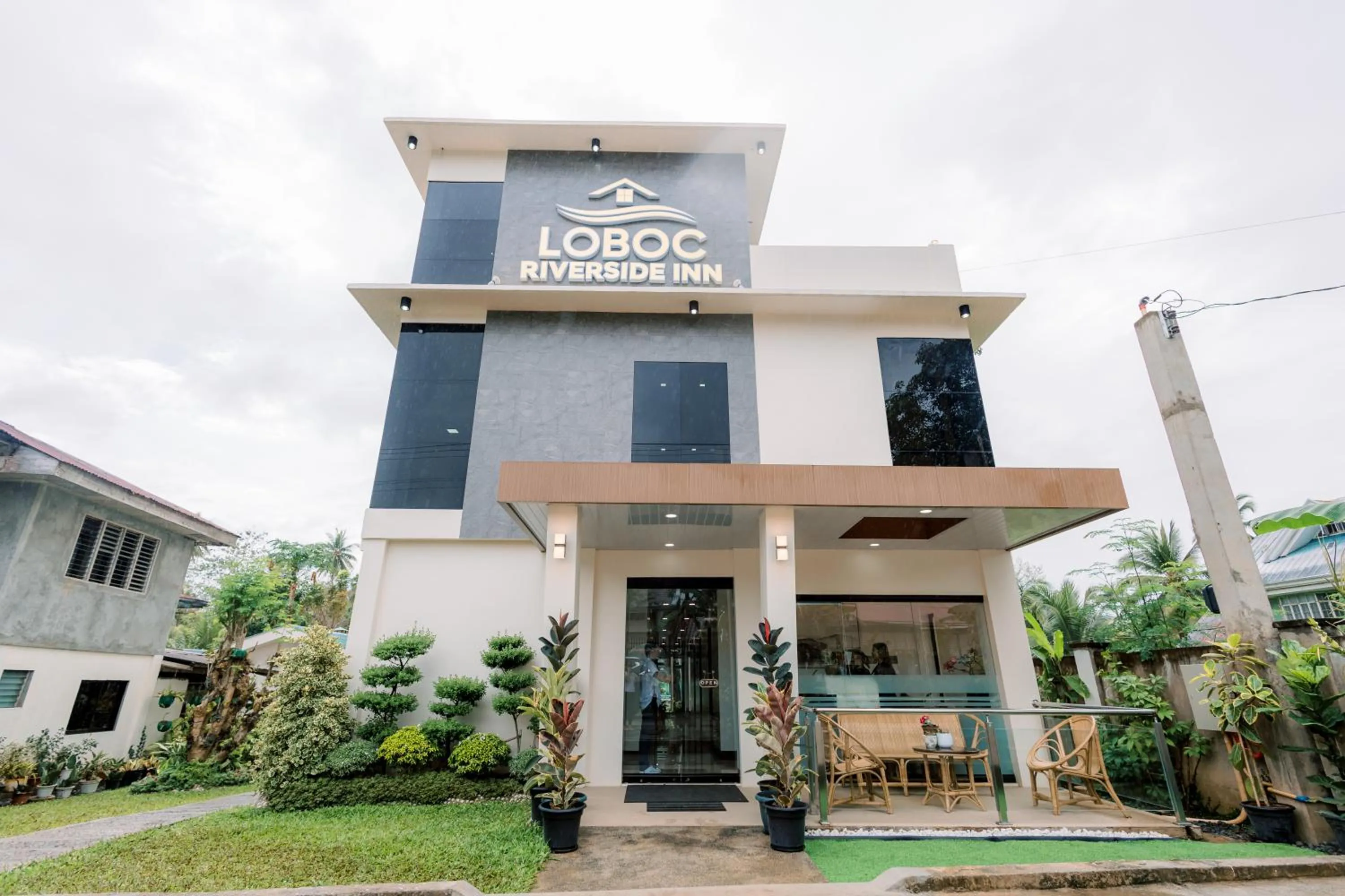Property building in Loboc Riverside Inn & Restaurant