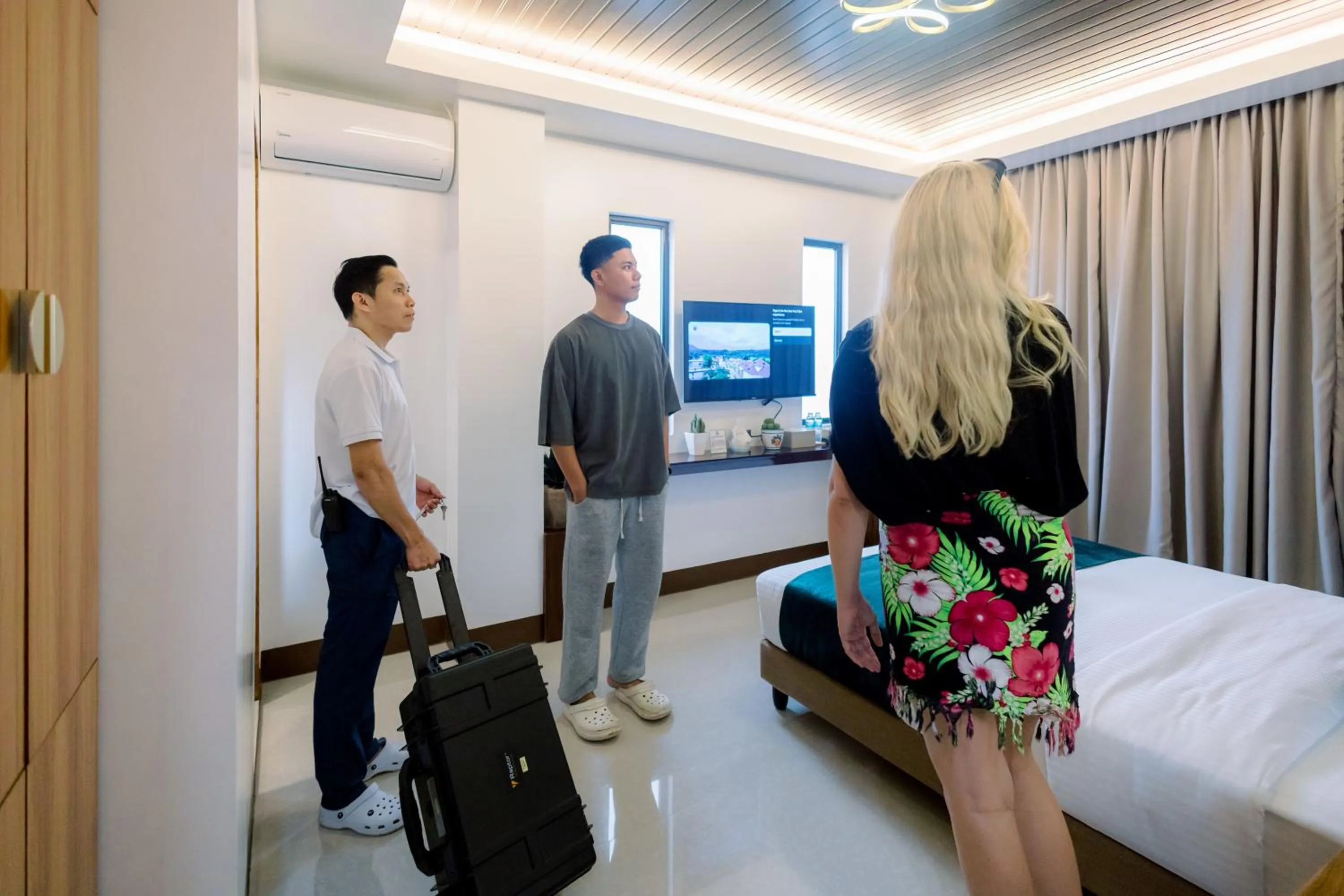 View (from property/room), Bed in Loboc Riverside Inn & Restaurant