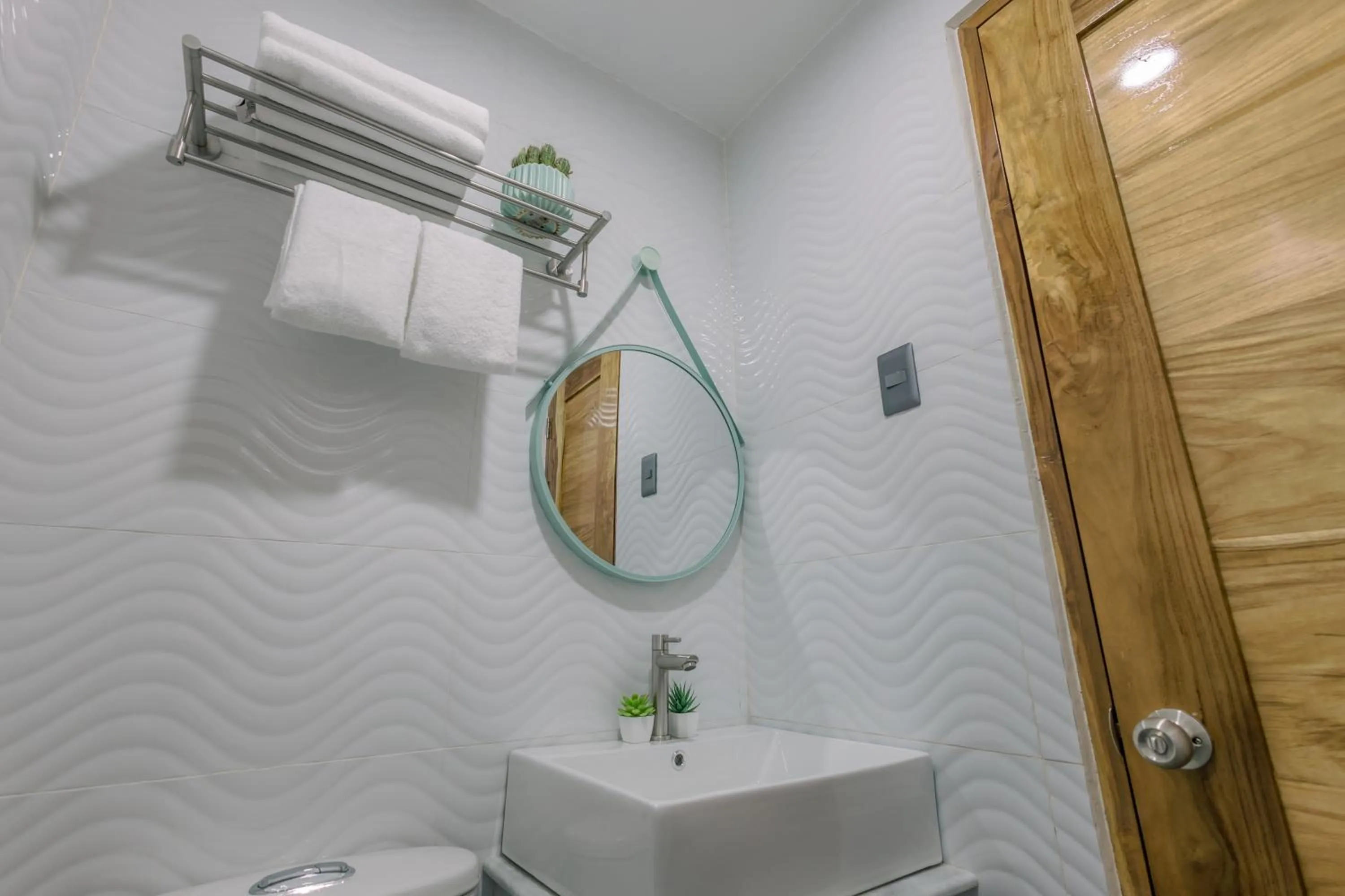 Bathroom in Loboc Riverside Inn & Restaurant