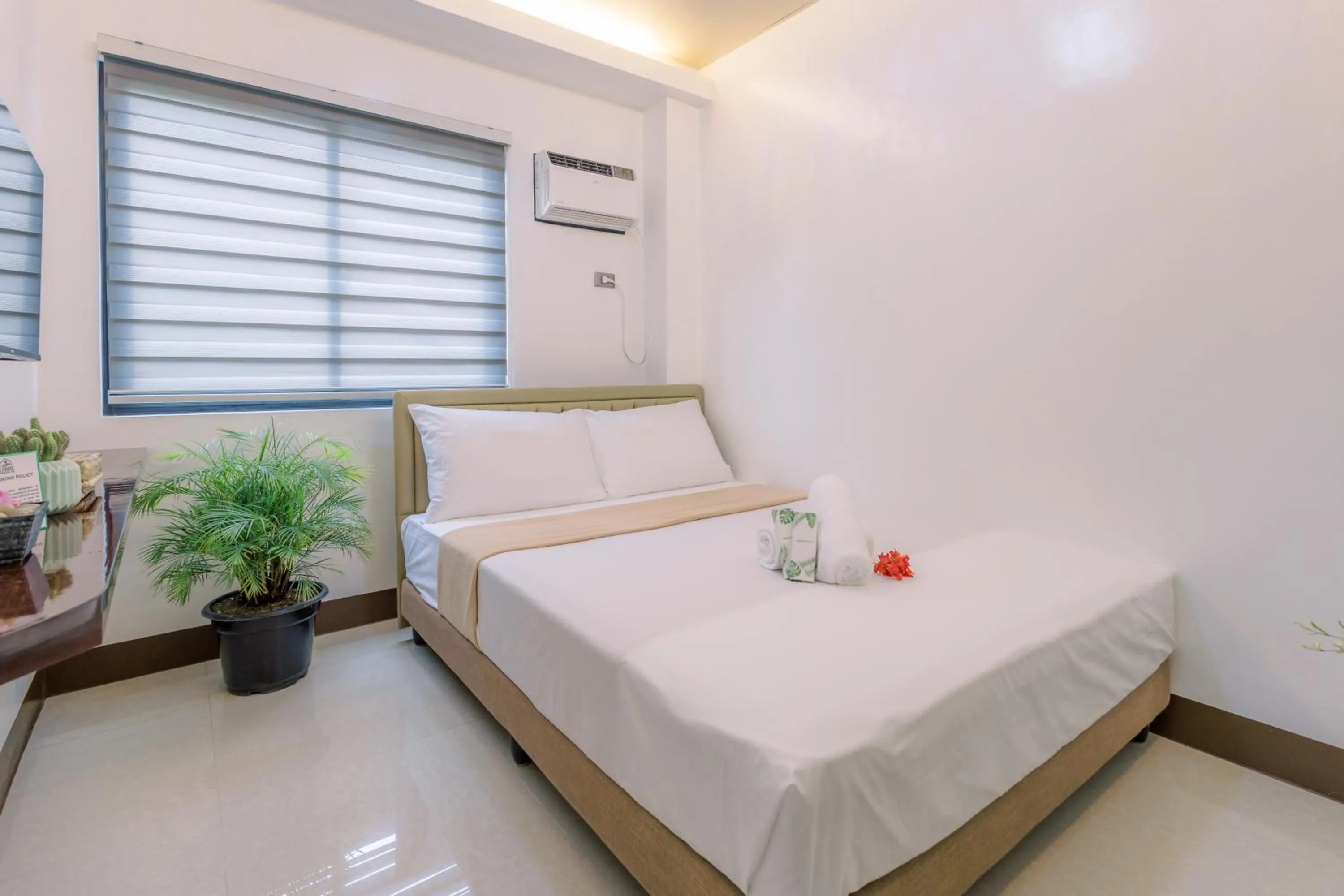 Bedroom, Bed in Loboc Riverside Inn & Restaurant