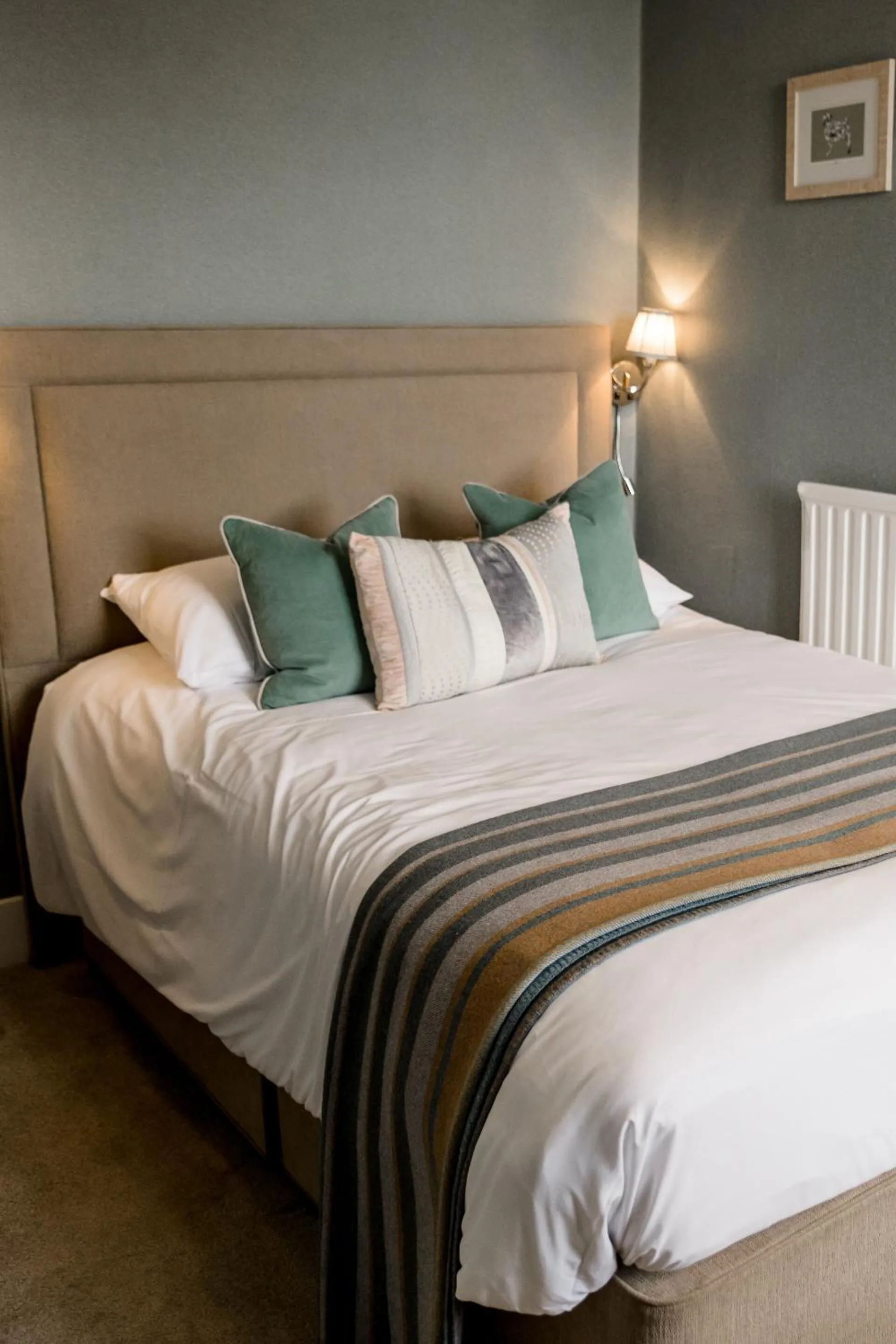 Bedroom, Bed in The Sweeney