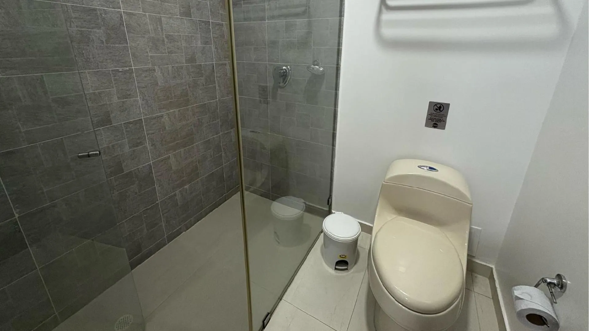 Bathroom in Hotel Portobelo Plaza las Ámericas