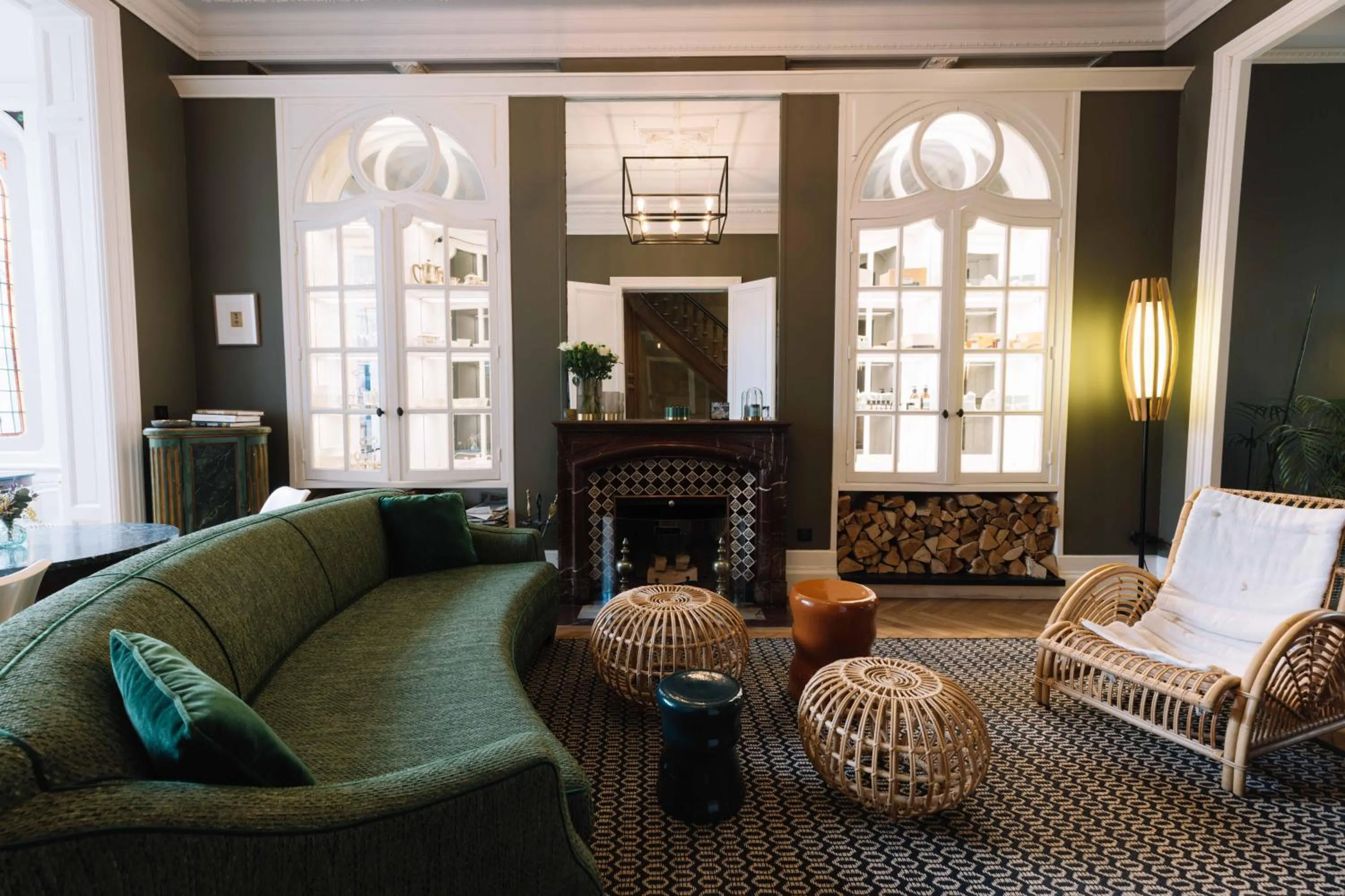 Living room, Seating Area in La Course