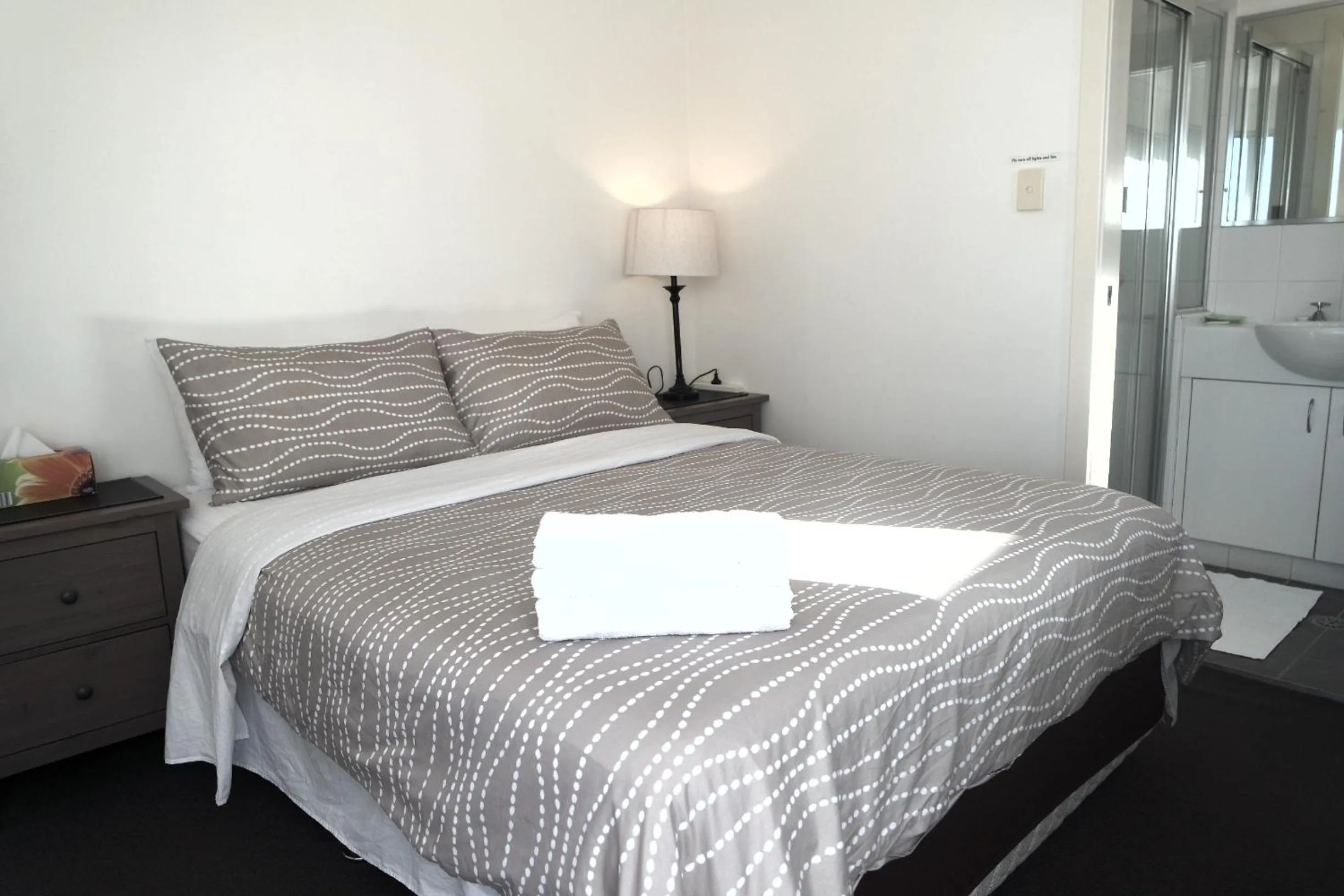 Photo of the whole room, Bed in Cityview Studio Accommodation