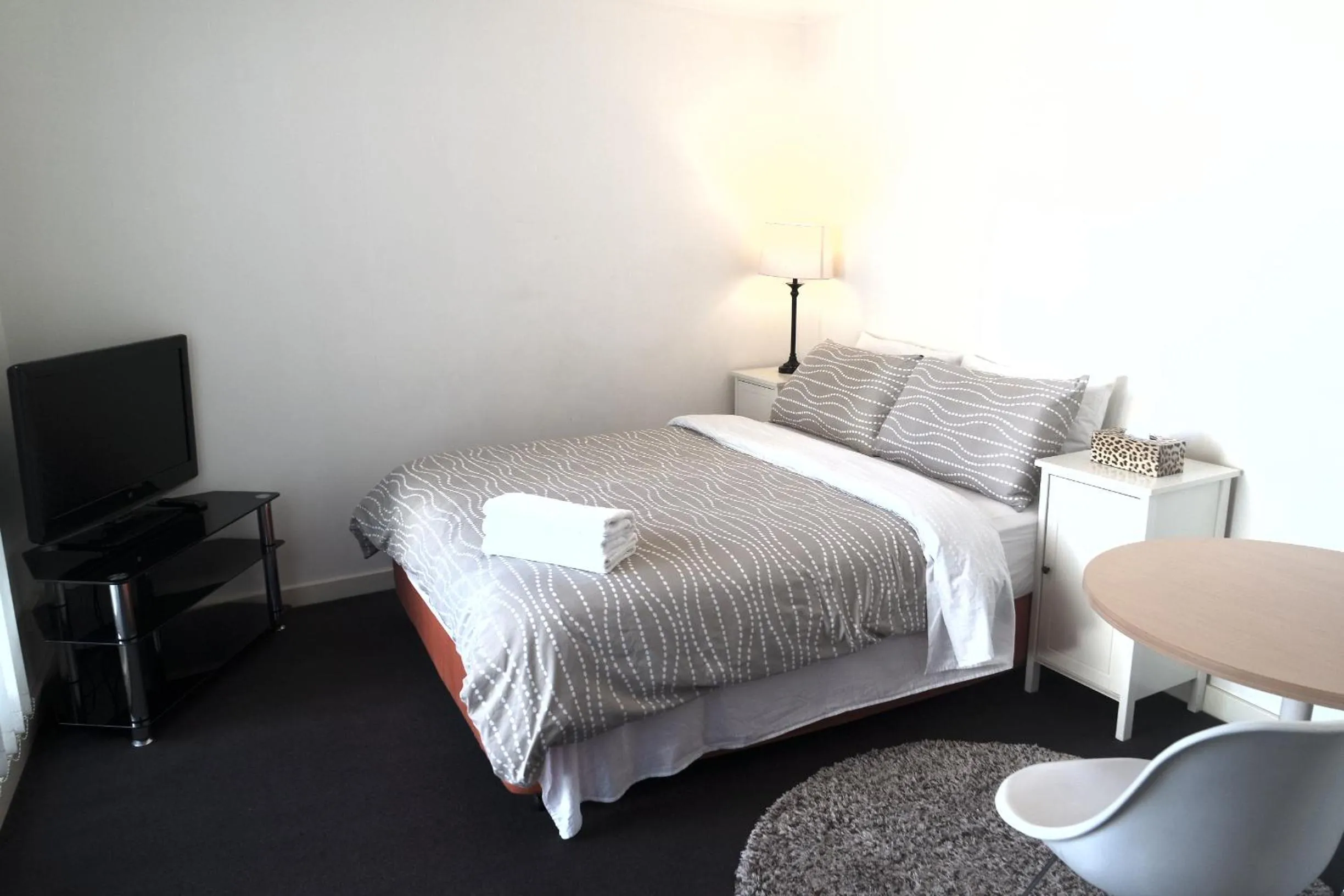 Photo of the whole room, Bed in Cityview Studio Accommodation