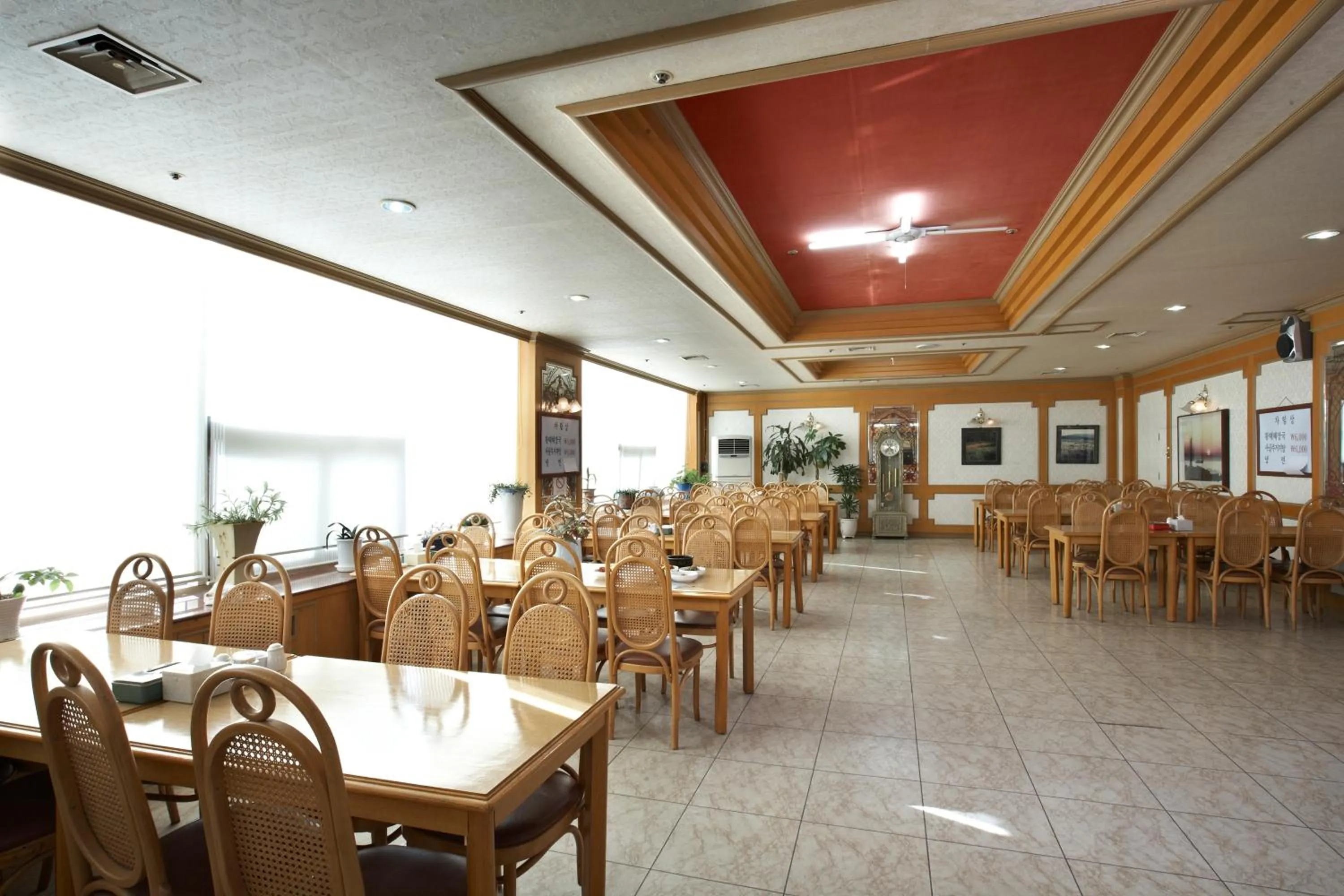 Restaurant/places to eat in Hyundai Soo Resort Sokcho