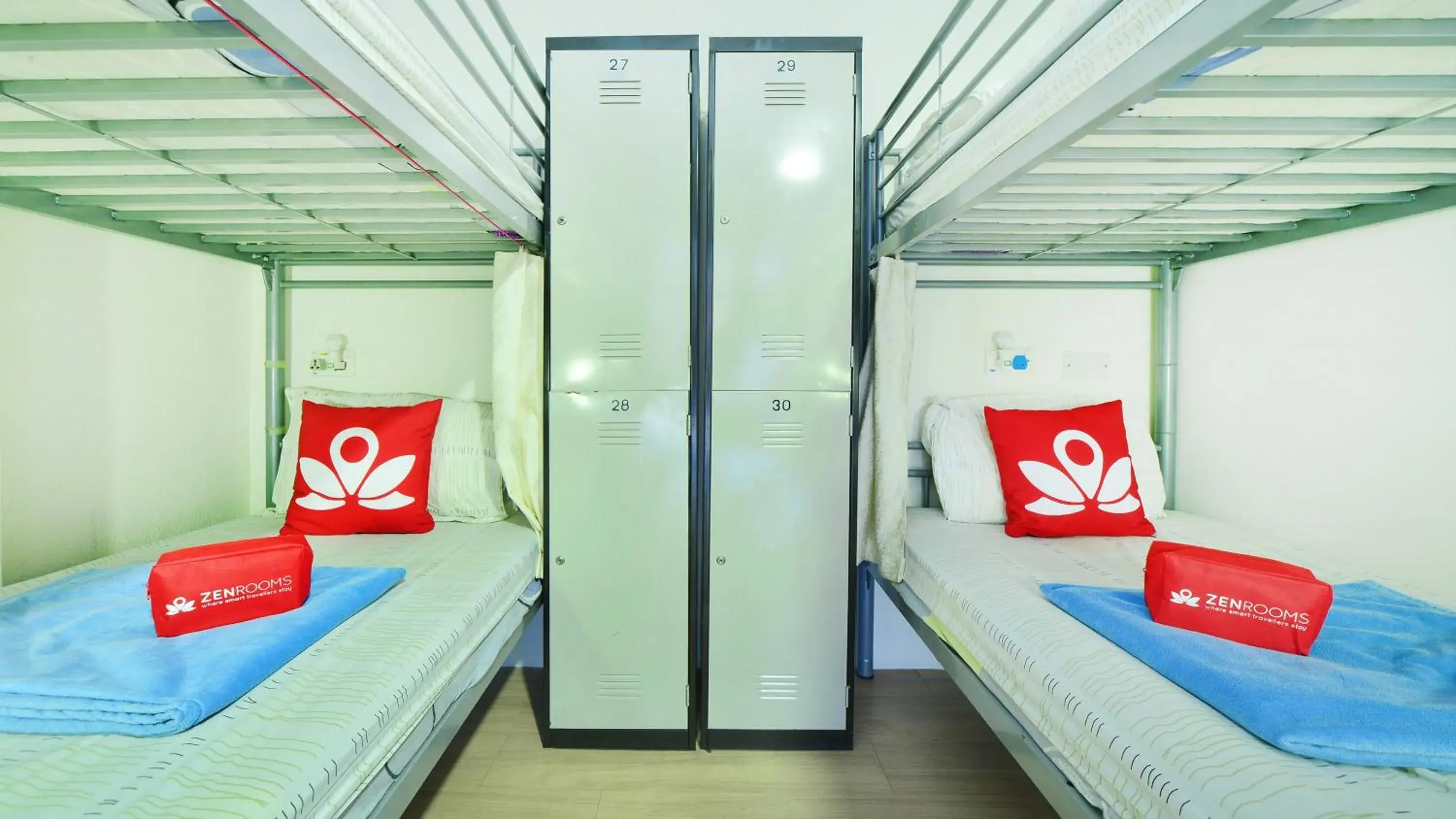 Bed in 10-Bed Mixed Dormitory Room in River City Inn Bed in 10-Bed Mixed Dormitory Room in River City Inn