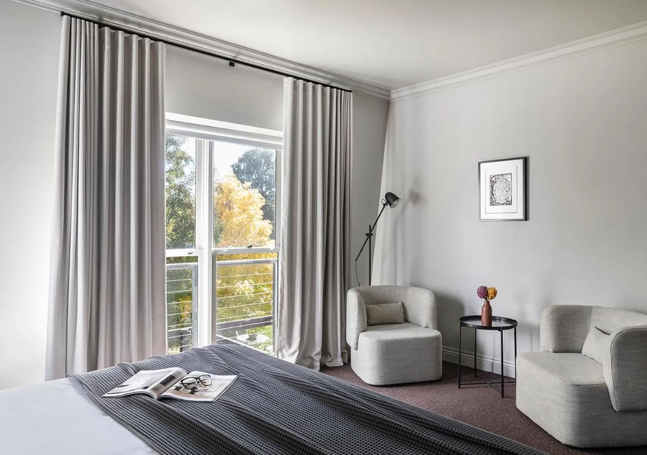 Bedroom, Bed in Cleveland Estate