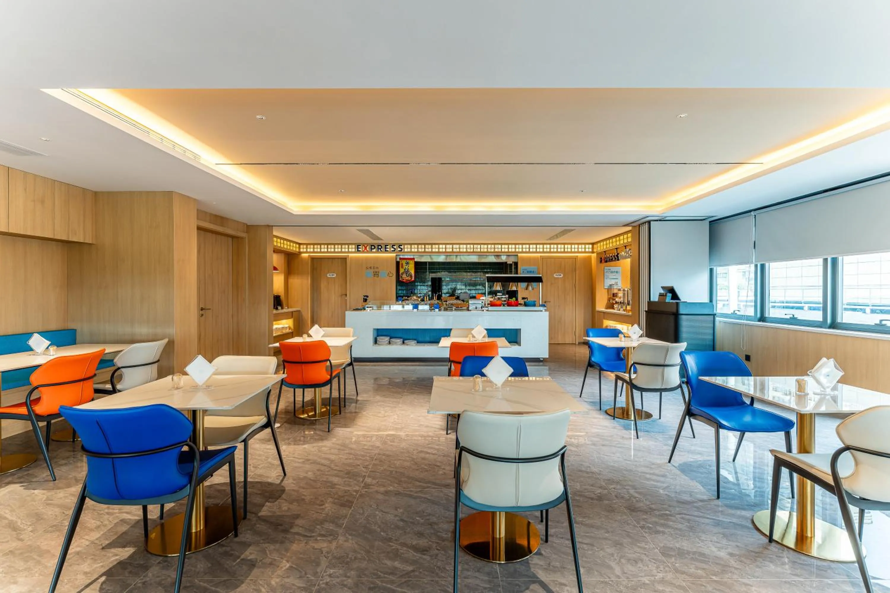 Restaurant/places to eat in Holiday Inn Express Kunshan Yushan by IHG