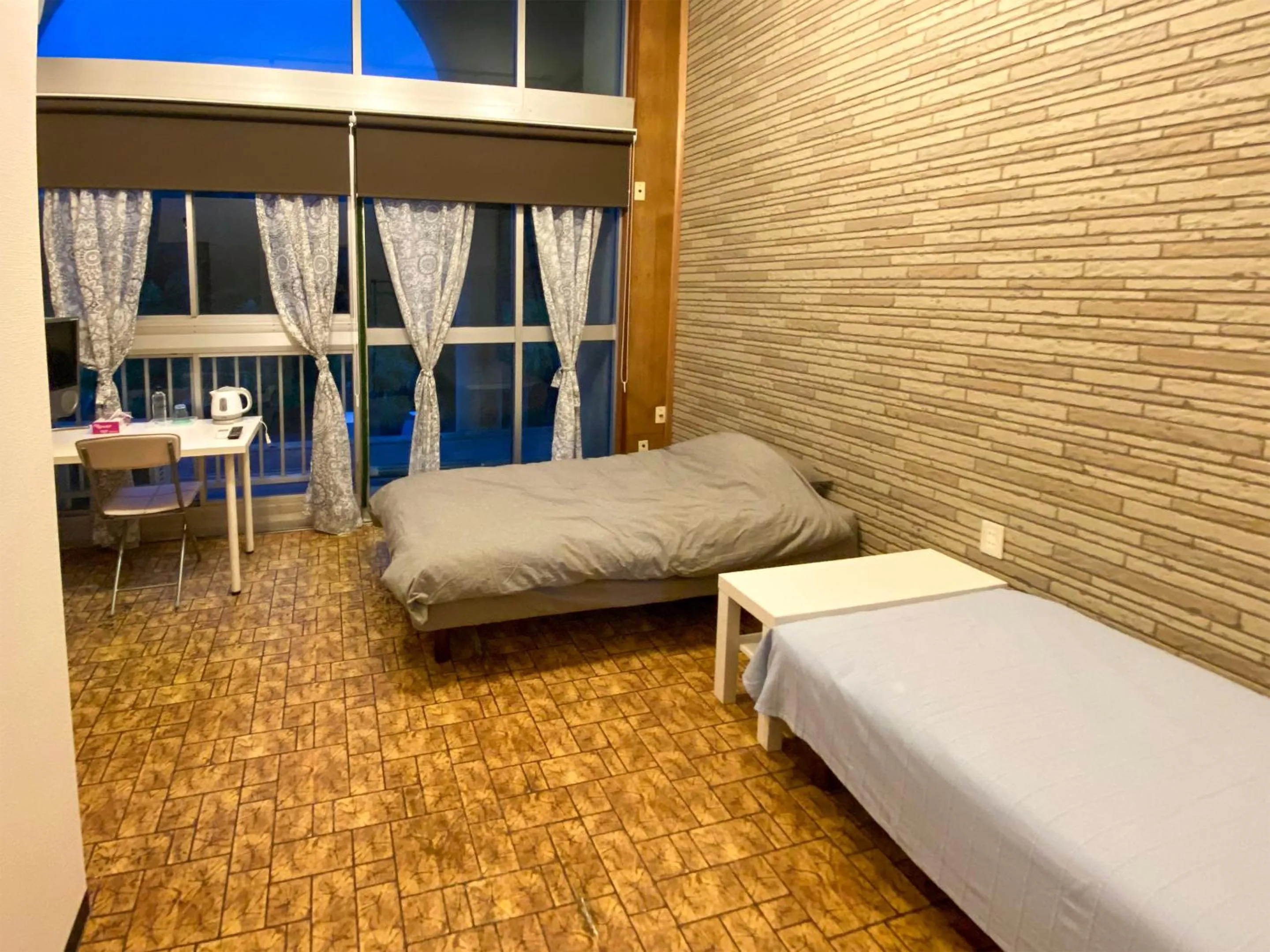 Photo of the whole room, Bed in Forte