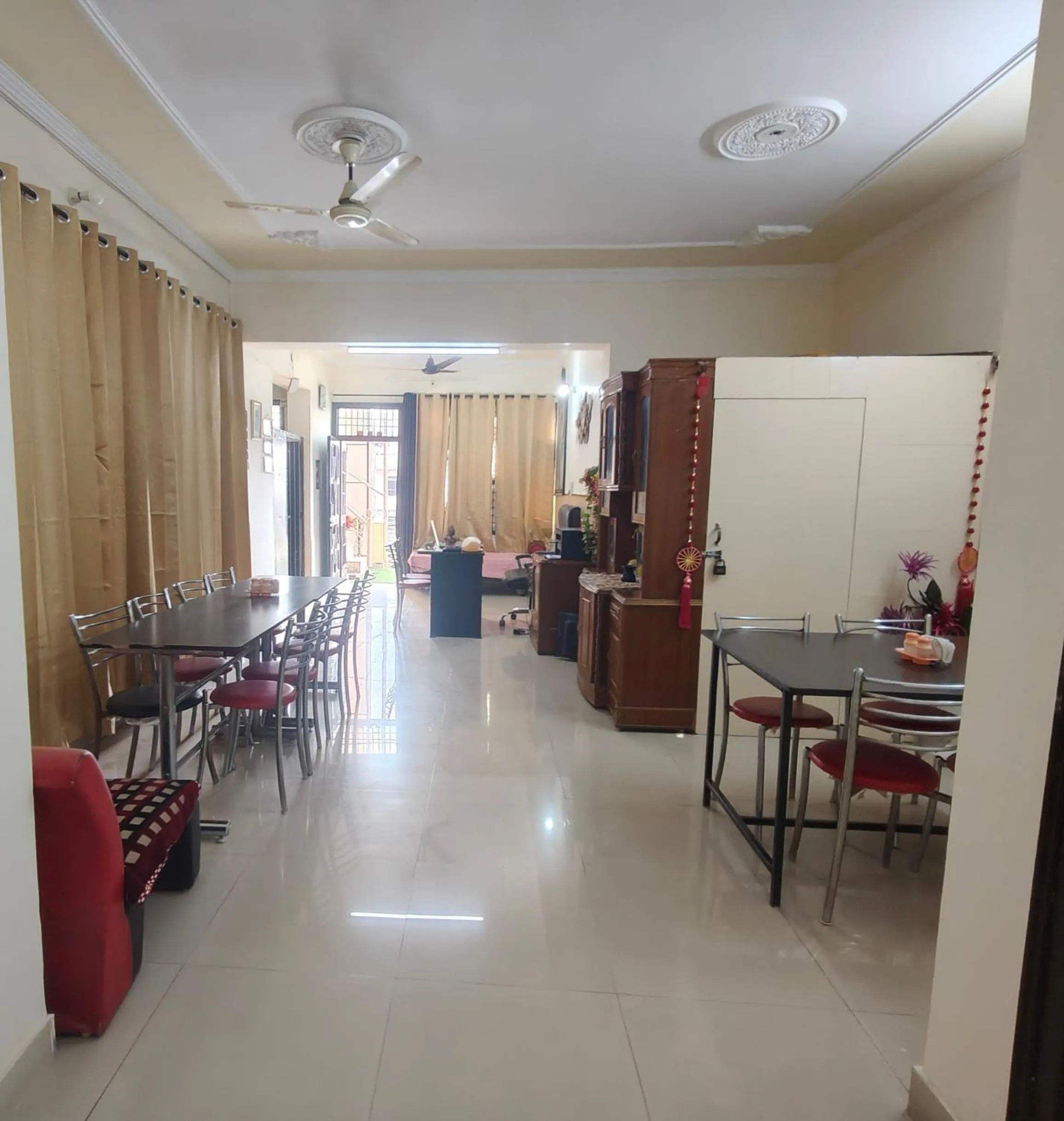 Restaurant/places to eat in New Chandigarh Holiday Home