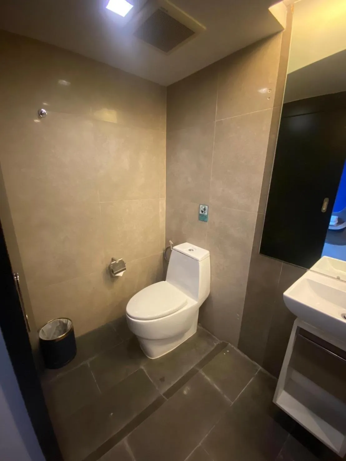 Toilet in The Xtreme Suites