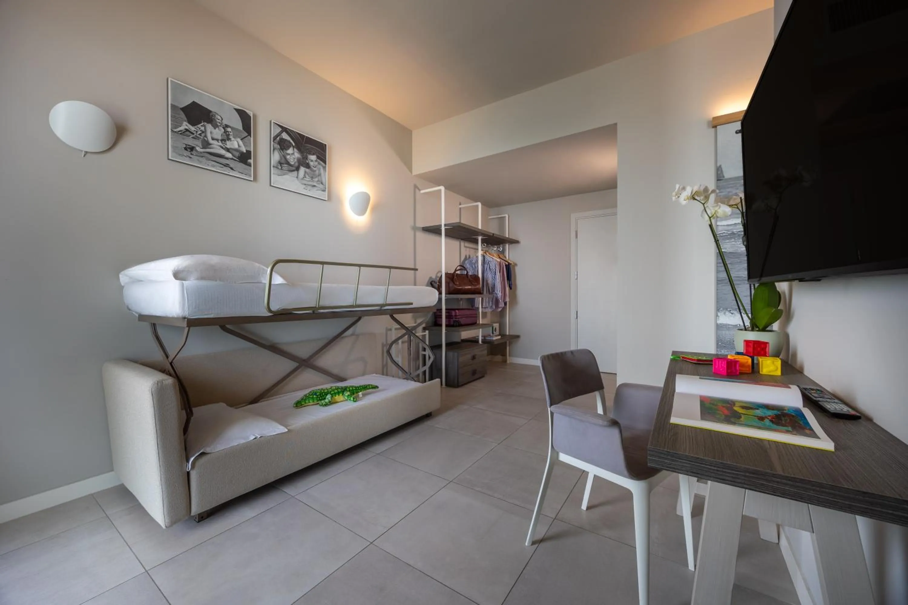 Bedroom, Bed in Nautilus Family Hotel