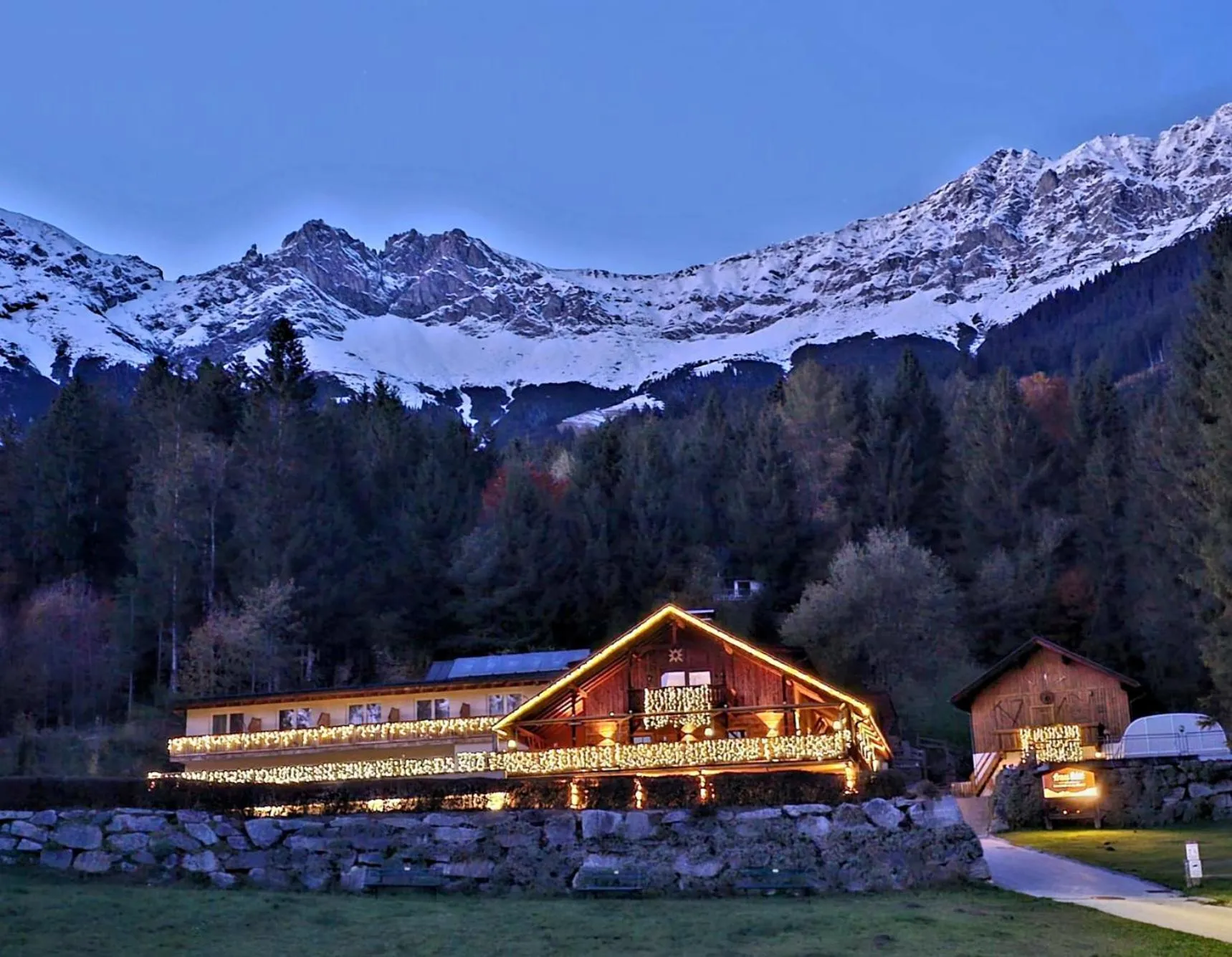 Property building in Sweet Cherry - Boutique & Guesthouse Tyrol