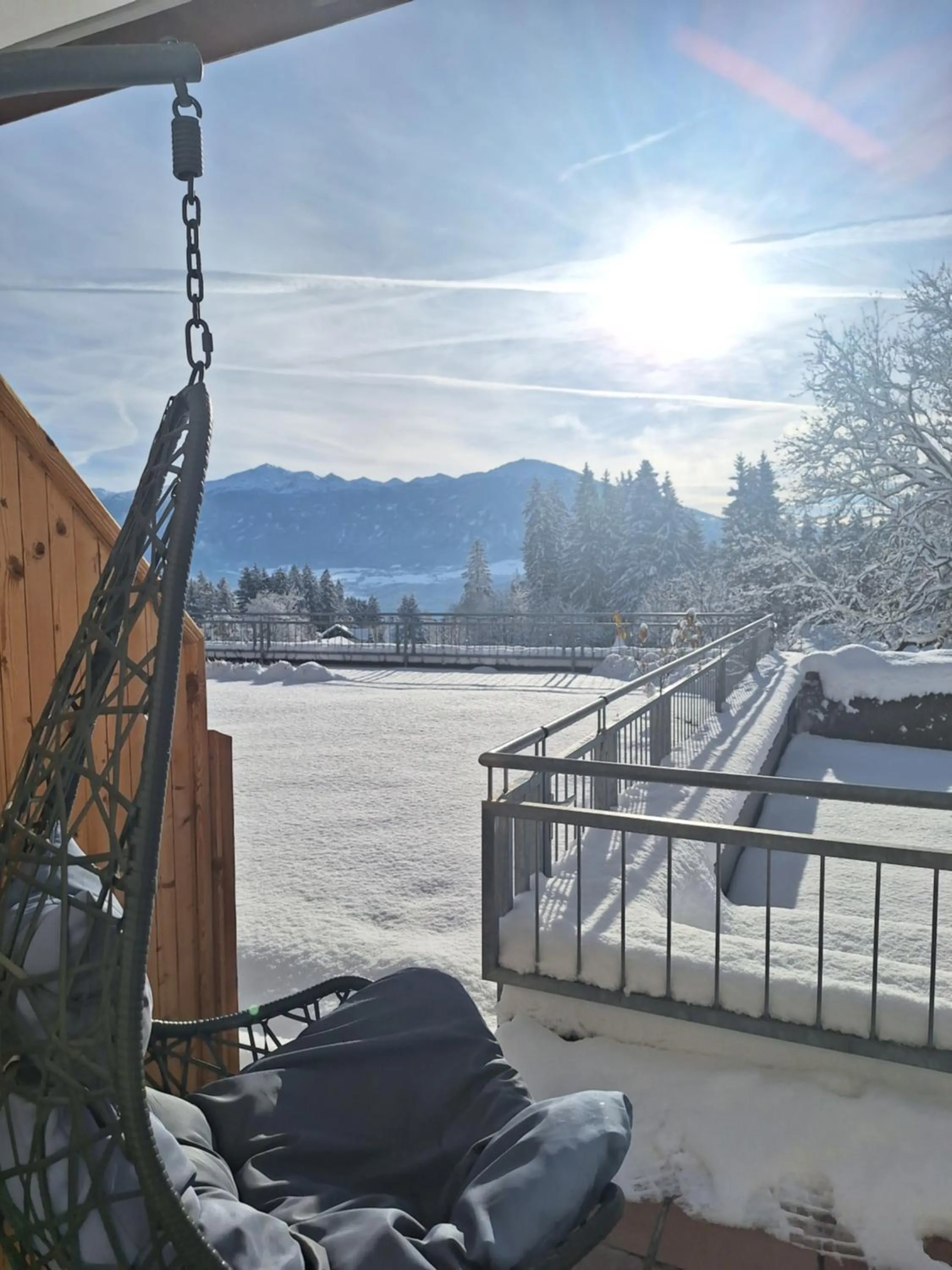 Winter in Sweet Cherry - Boutique & Guesthouse Tyrol