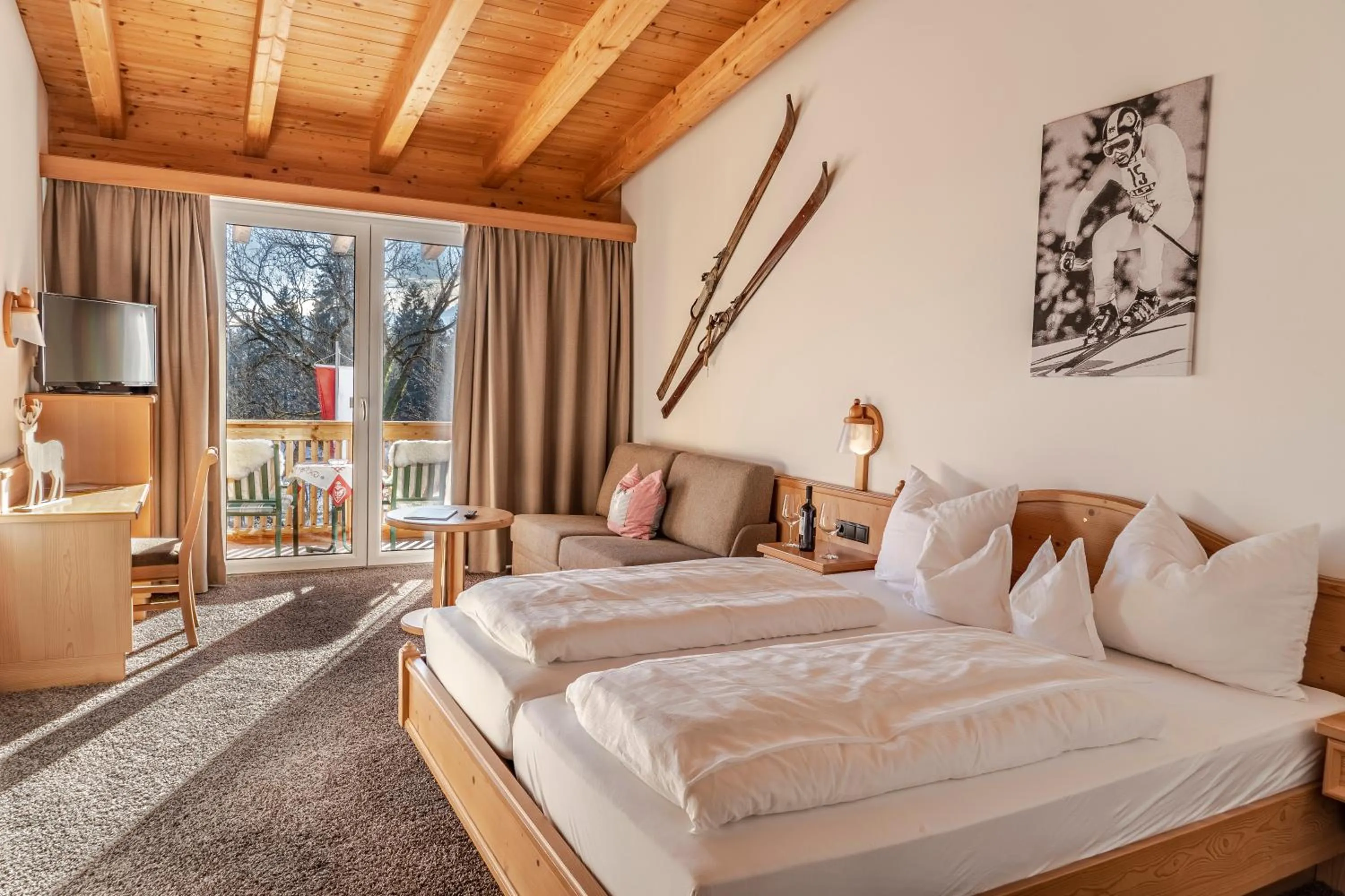 Photo of the whole room, Bed in Sweet Cherry - Boutique & Guesthouse Tyrol