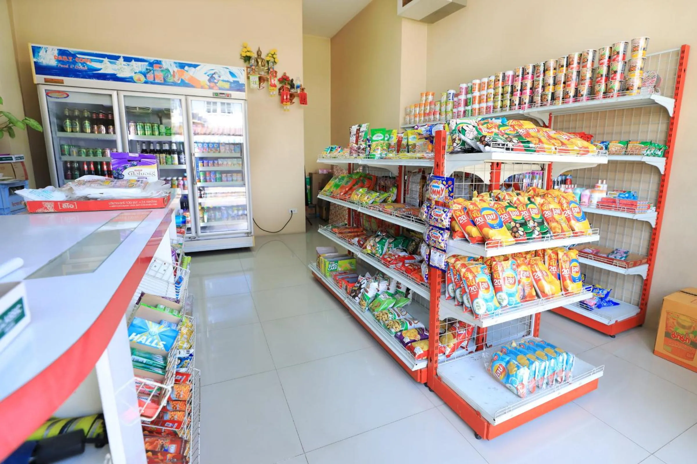 On-site shops in Triton Hotel Nakhonratchasima โรงแรมไททัน