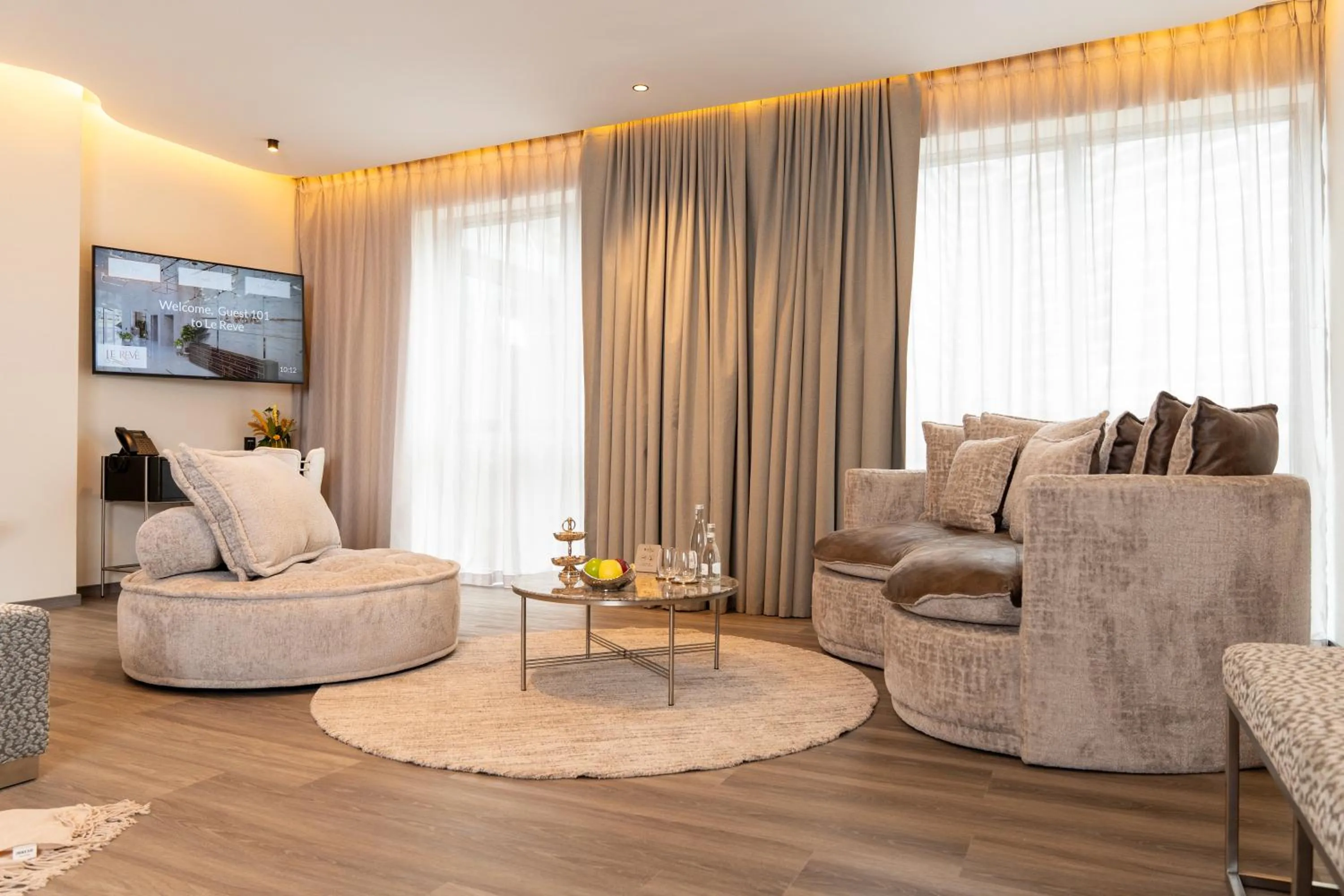 TV and multimedia in Suites By Le Rêve