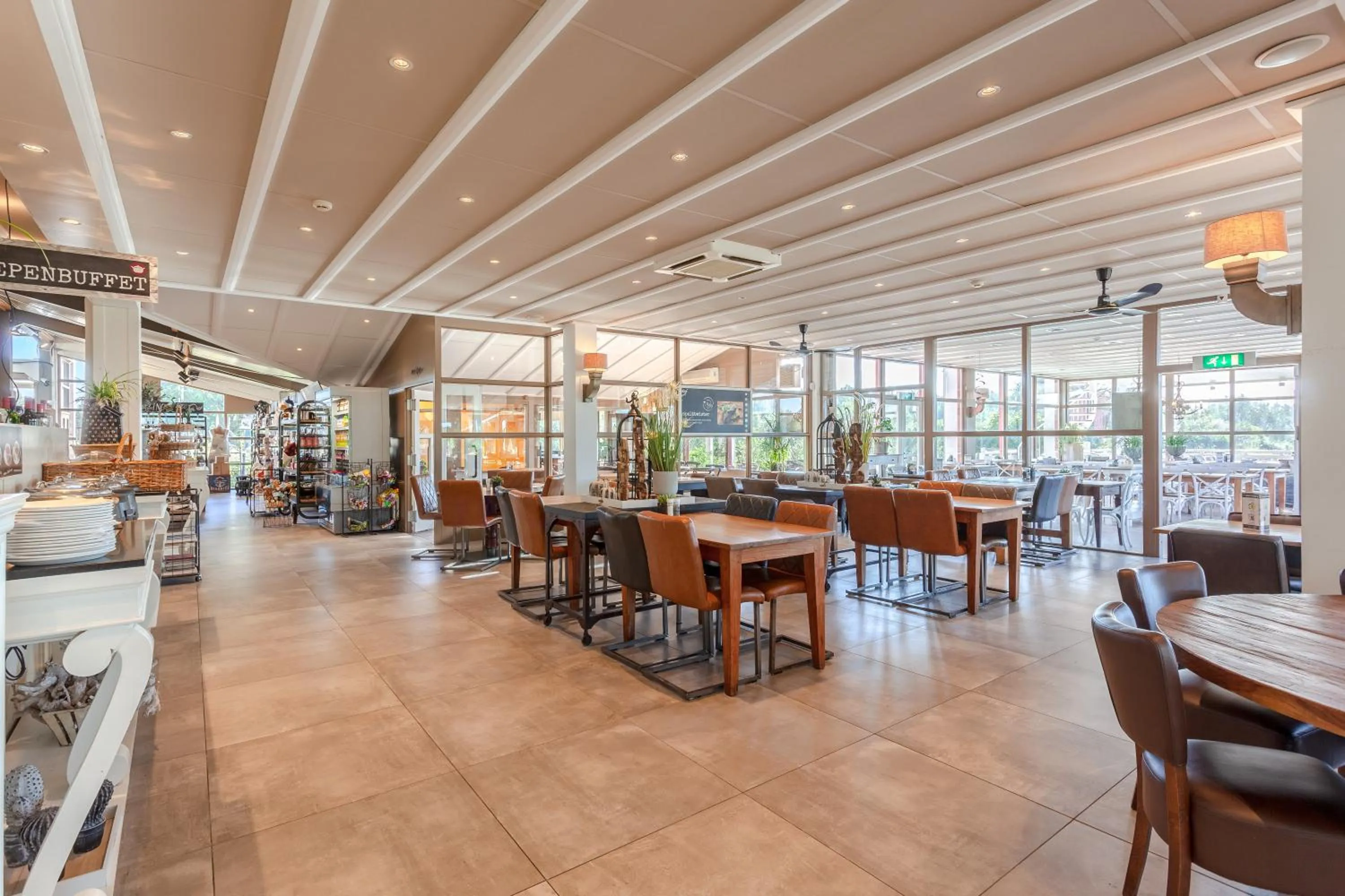 Restaurant/places to eat in Hajé Hotel Restaurant de Lepelaar