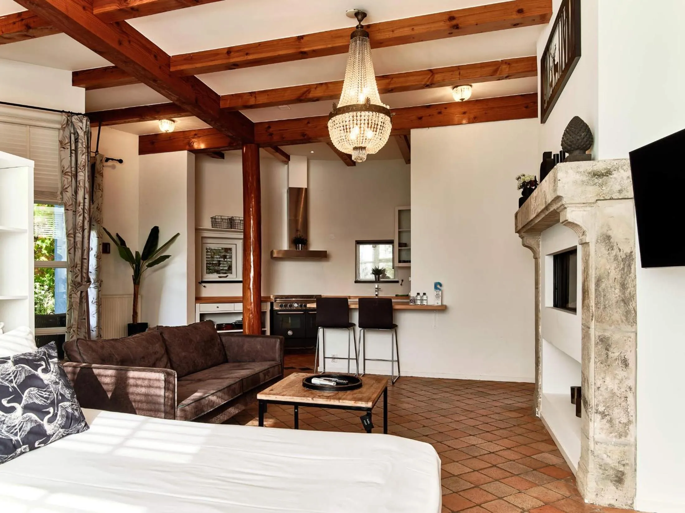 Living room, Bed in Hajé Hotel Restaurant de Lepelaar