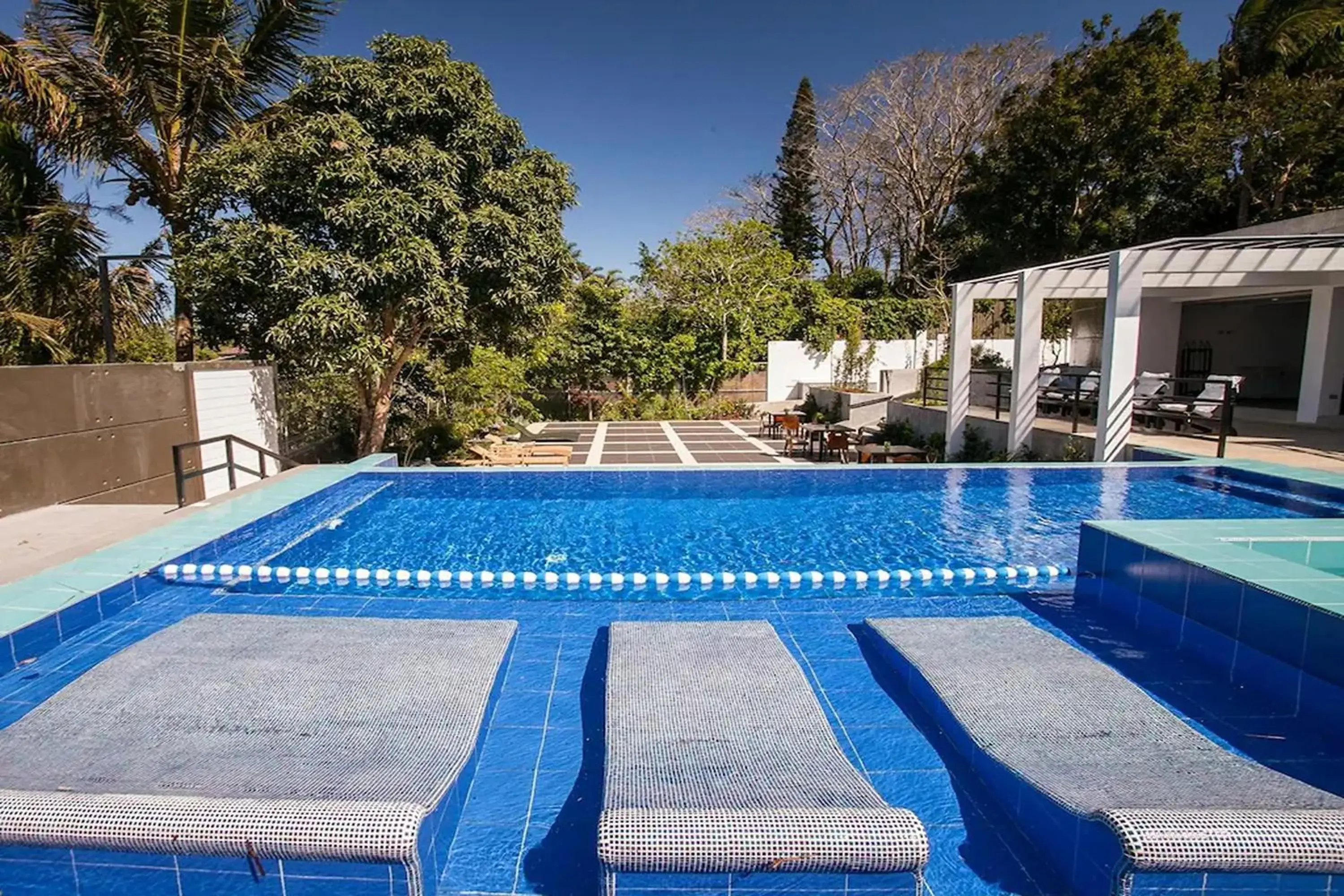 T House Tagaytay T House Tagaytay