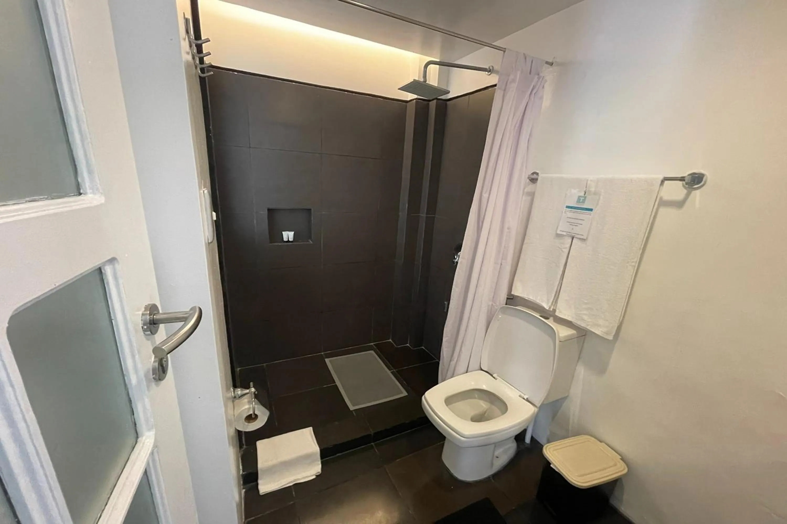 Bathroom in T House Tagaytay